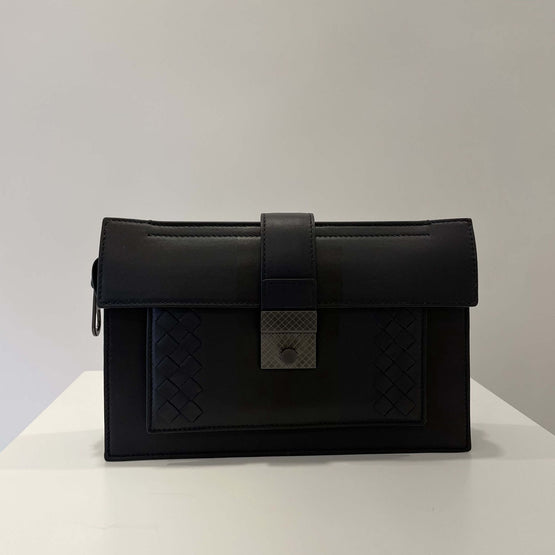 DOCUMENT CASE - TOUR.-NE/TOUR-NE