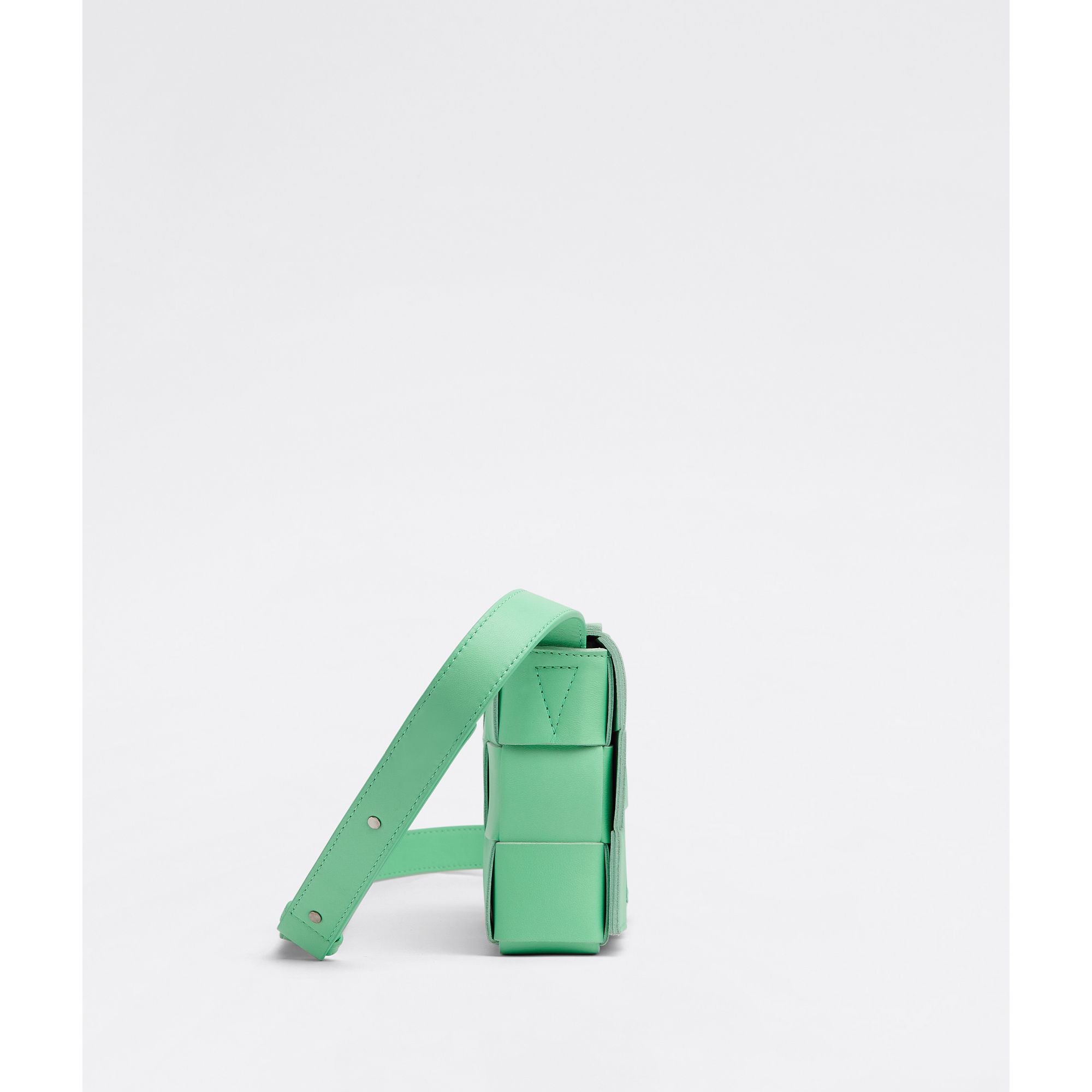 CASSETTE - FOUNTAIN-SILVER