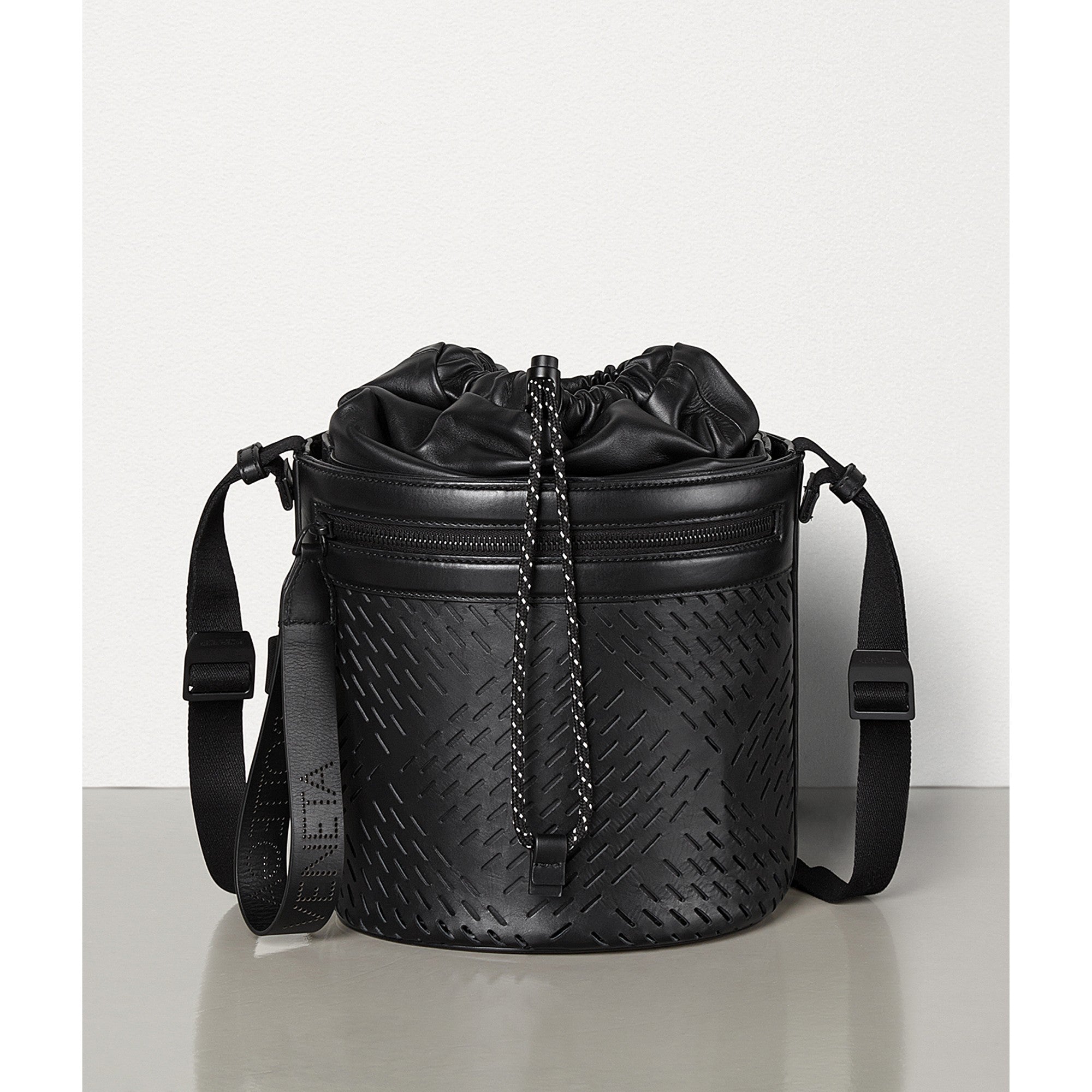 CROSS BODY - BLACK -BLACK/BLACK