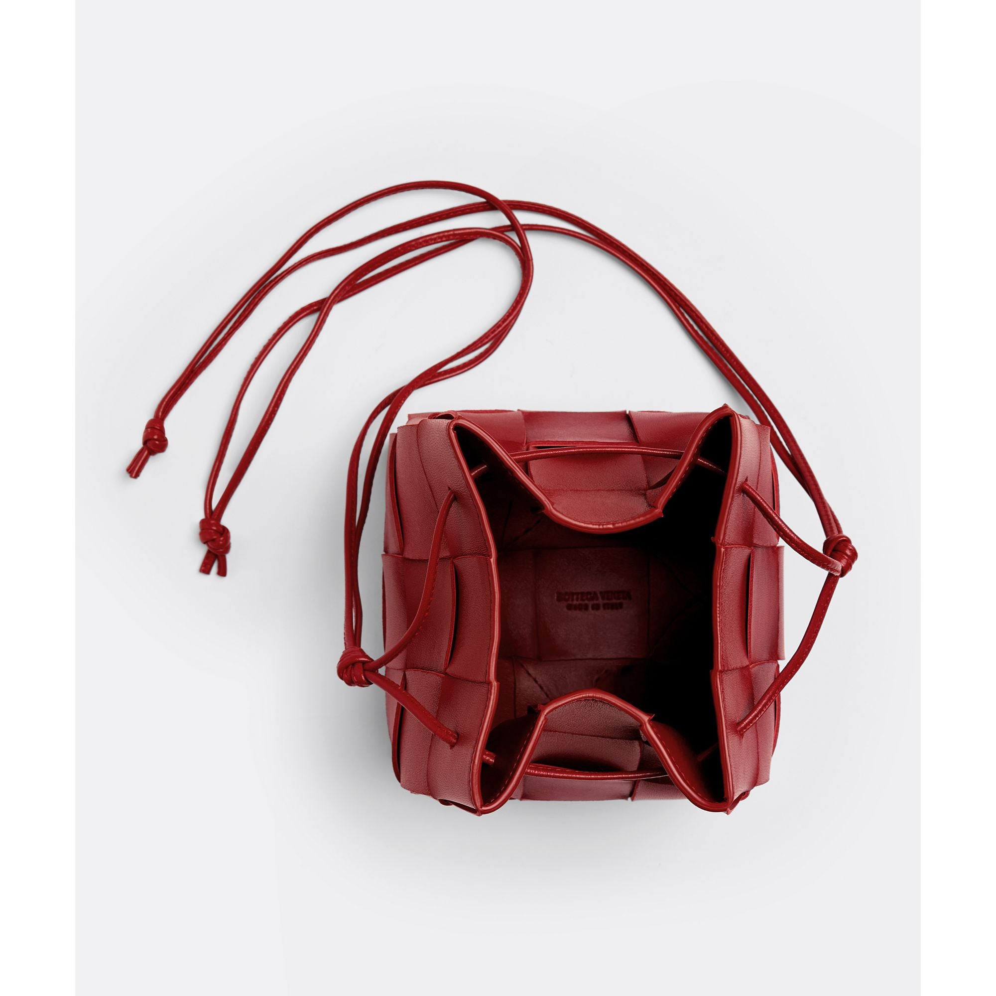 SMALL BUCKET CASSETTE - DARK RED-GOLD