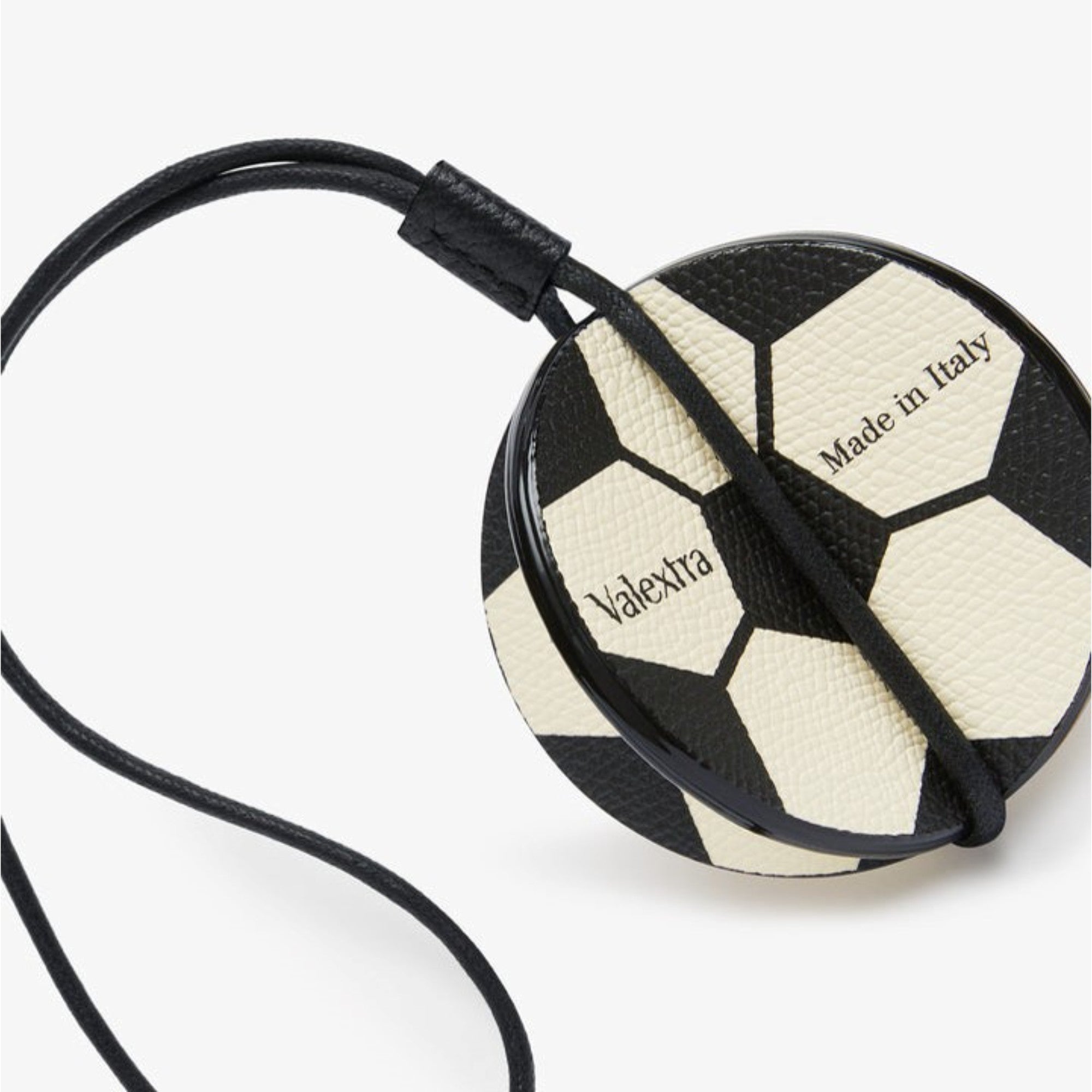 SOCCER BALL CHARM-PERGAMENA/BLACK