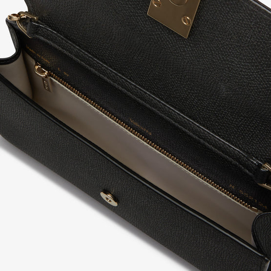 NOLO CLUTCH WITH CHAIN-BLACK