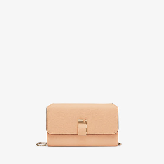 NOLO CLUTCH WITH CHAIN-POWDER PINK