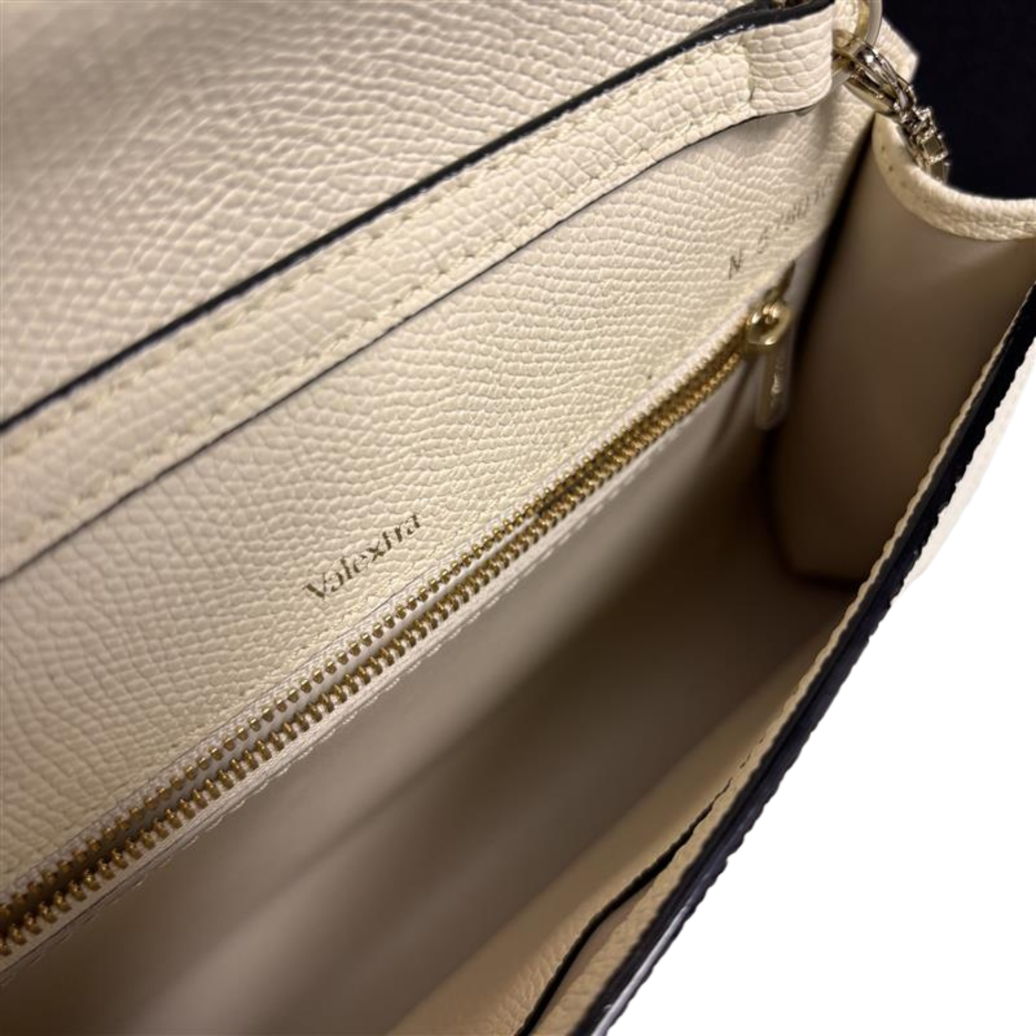 NOLO CLUTCH WITH CHAIN-PERGAMENA