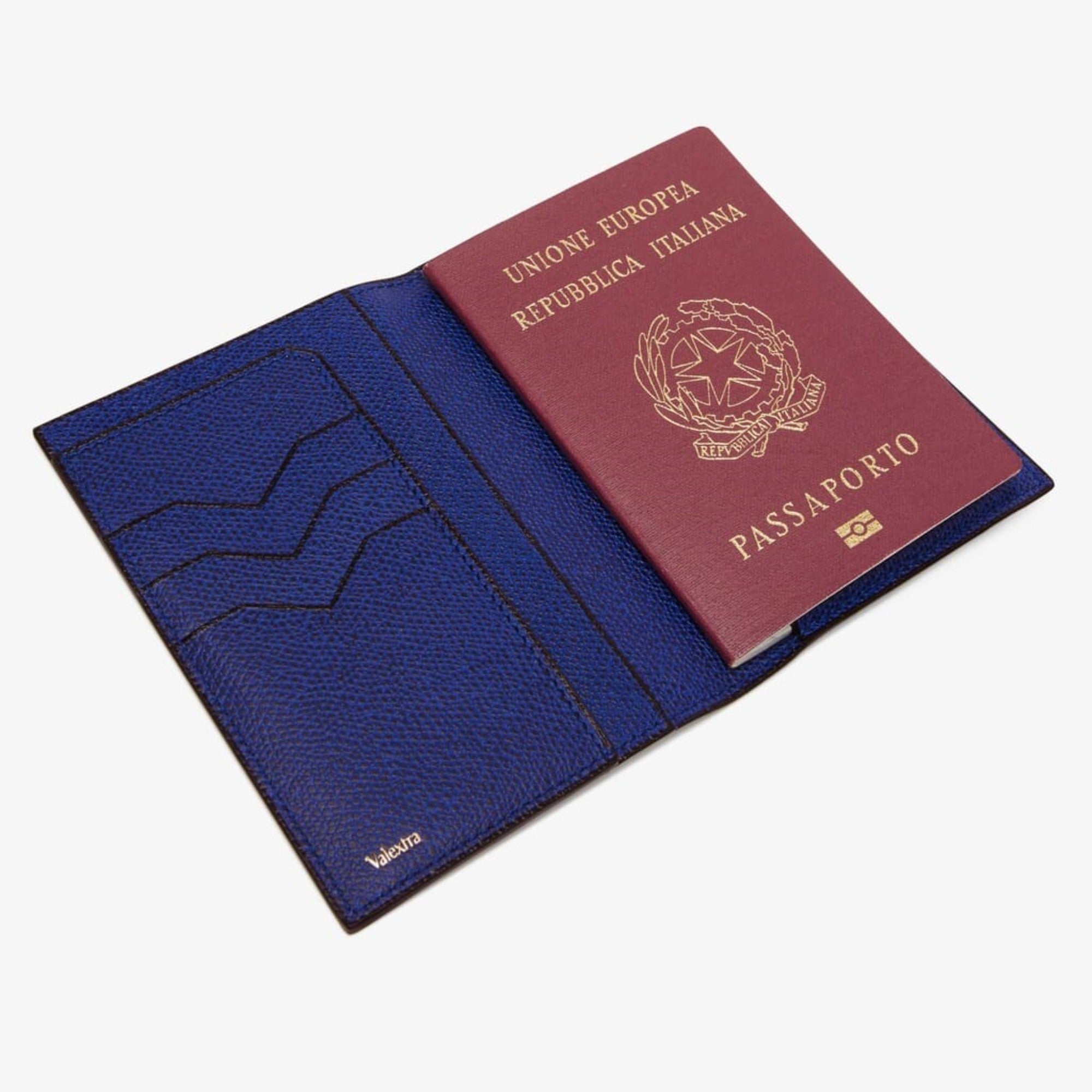 PASSPORT HOLDER 3CC-ROYAL BLUE