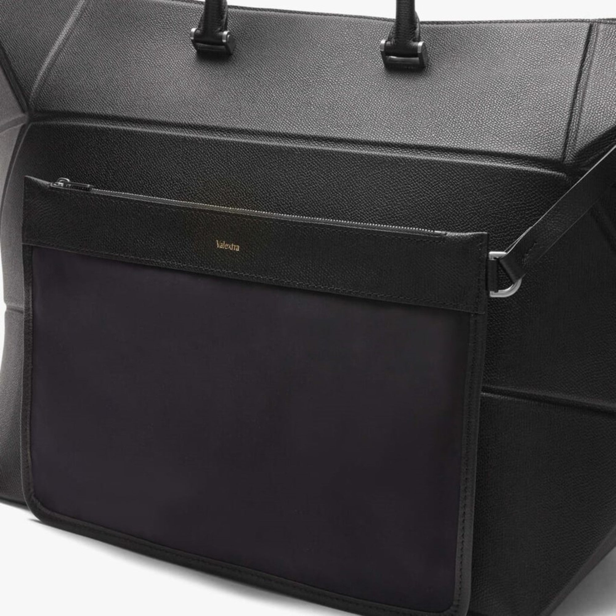 POLYHEDRAL TRAVEL BAG-BLACK