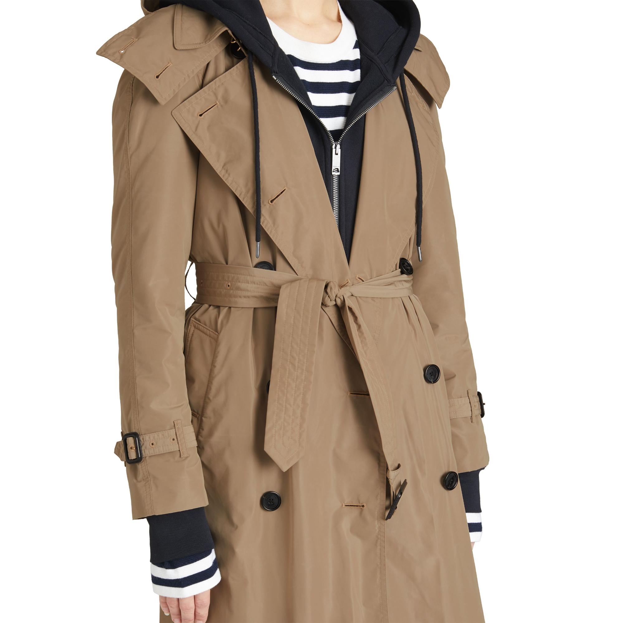 디태처블 후드 타프타 트렌치코트