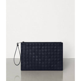 POUCH WITH WRISTLET - MIDNIGHT B/MID.B-N.O