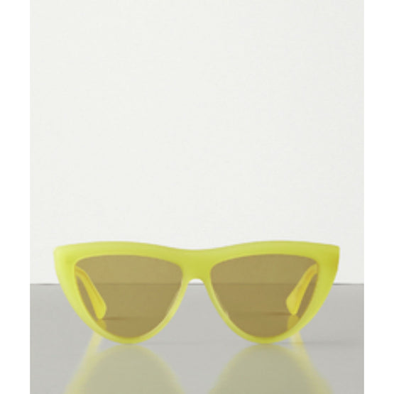 INTERNATIONAL - YELLOW-YELLOW-YELLOW