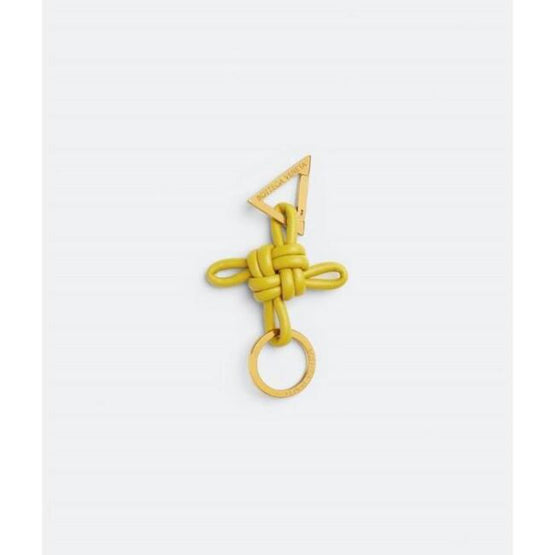 TRIANGLE DBL KNOT KEYRING - POLLEN-GOLD
