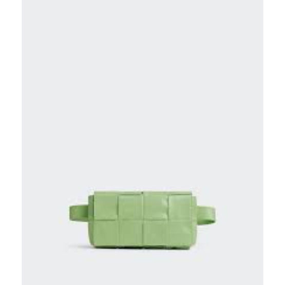 MINI BELTBAG PAPER CALF - PISTACHIO-SILVER