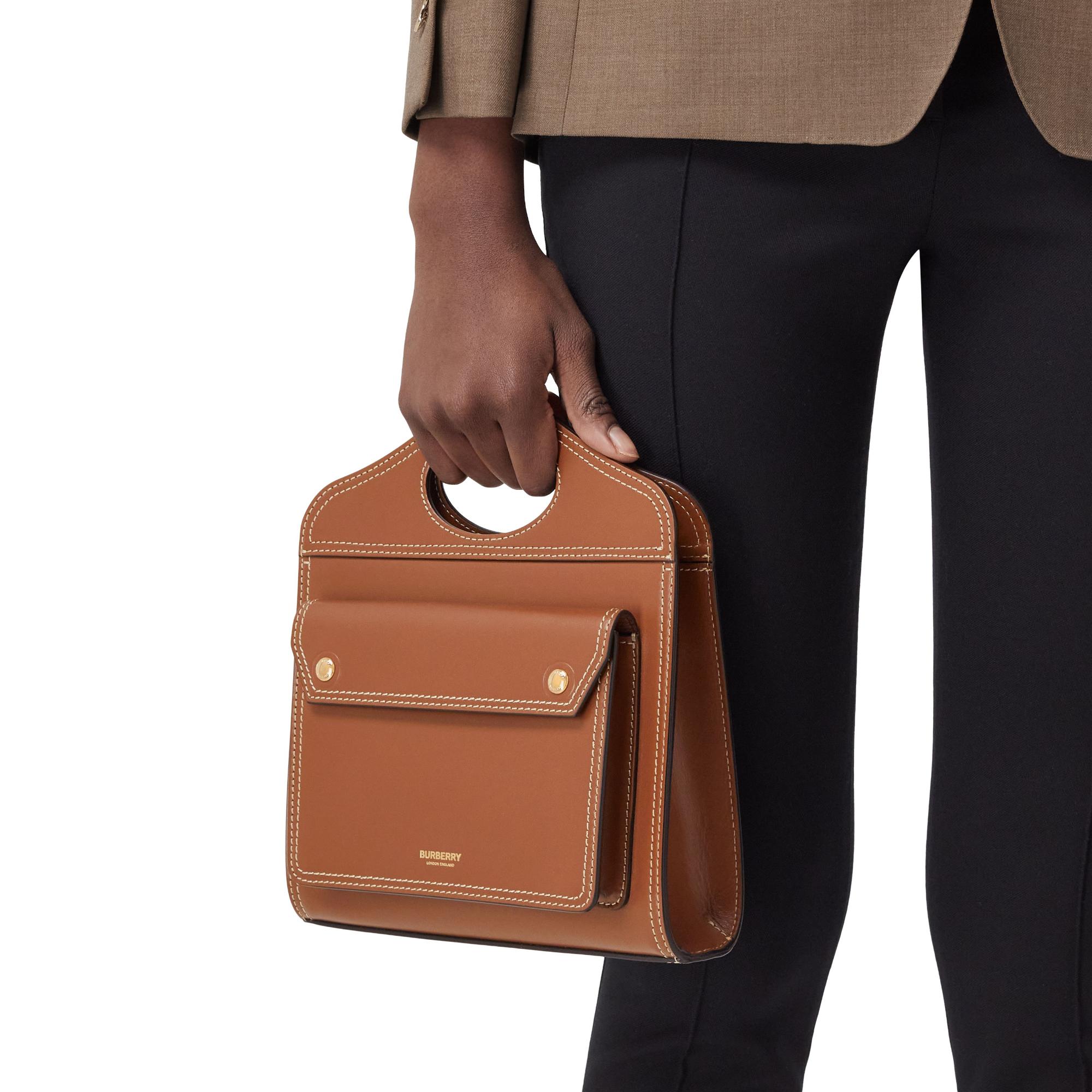 미니 톱스티치 레더 포켓 백