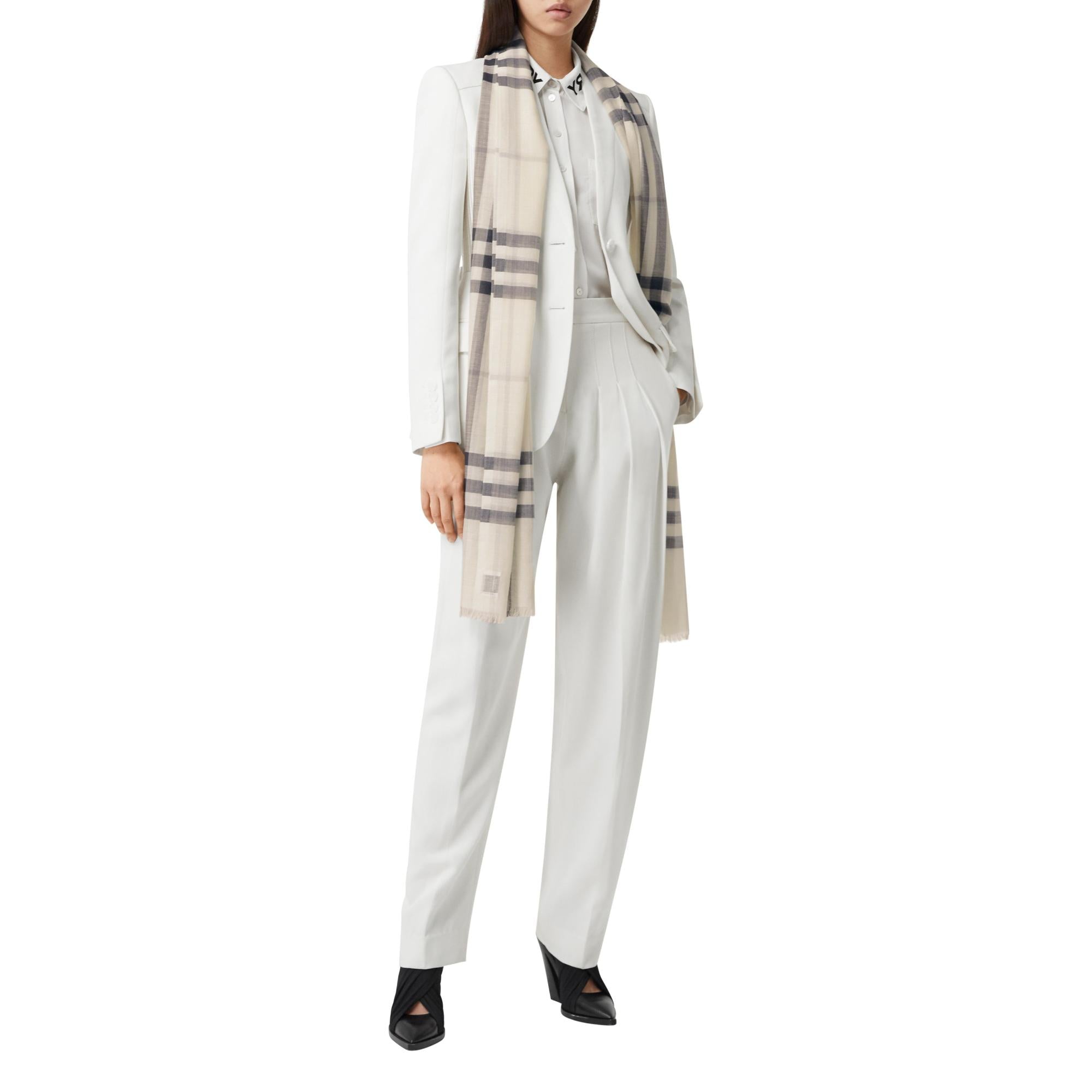 라이트 체크 울 실크 스카프