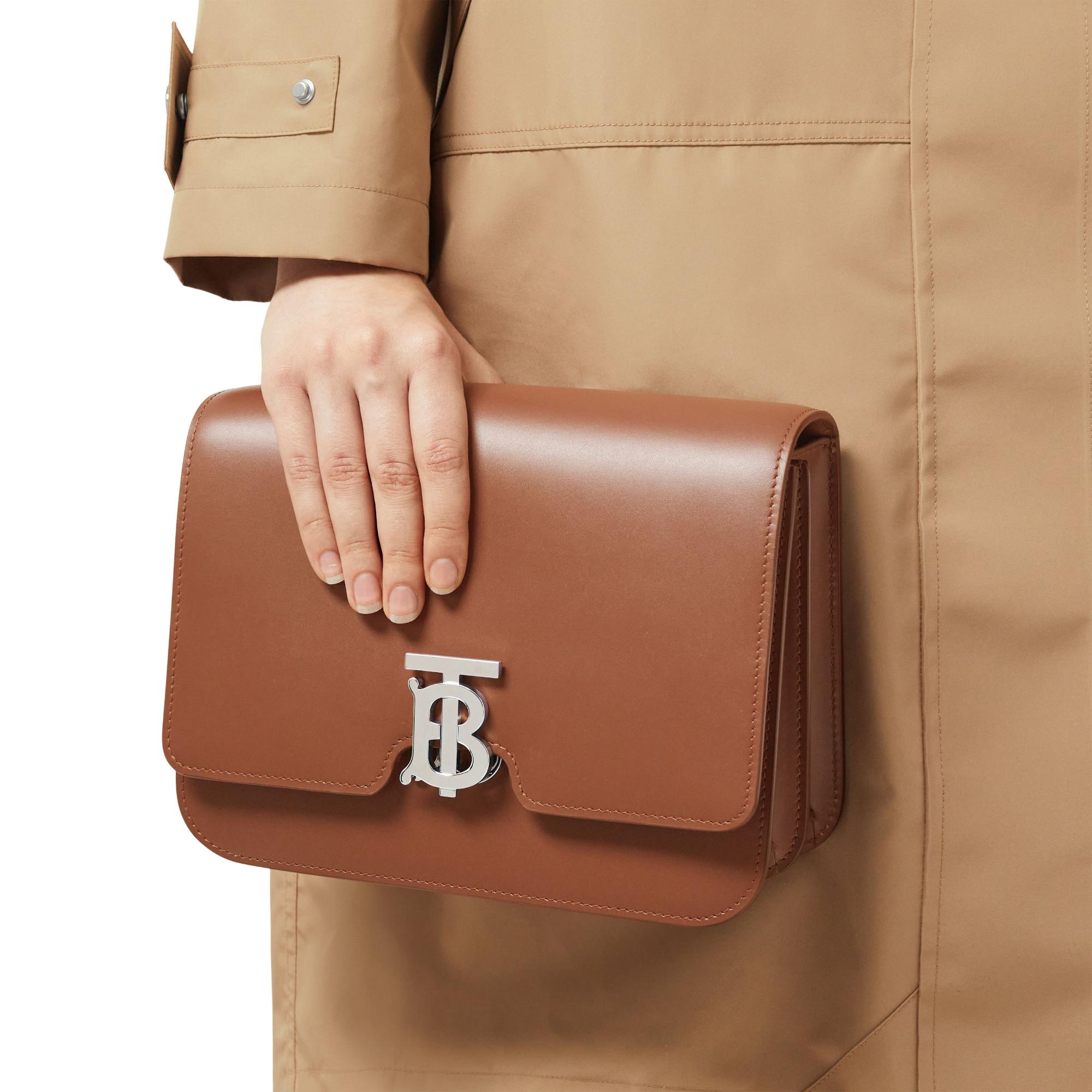 레더 미디엄 TB 백