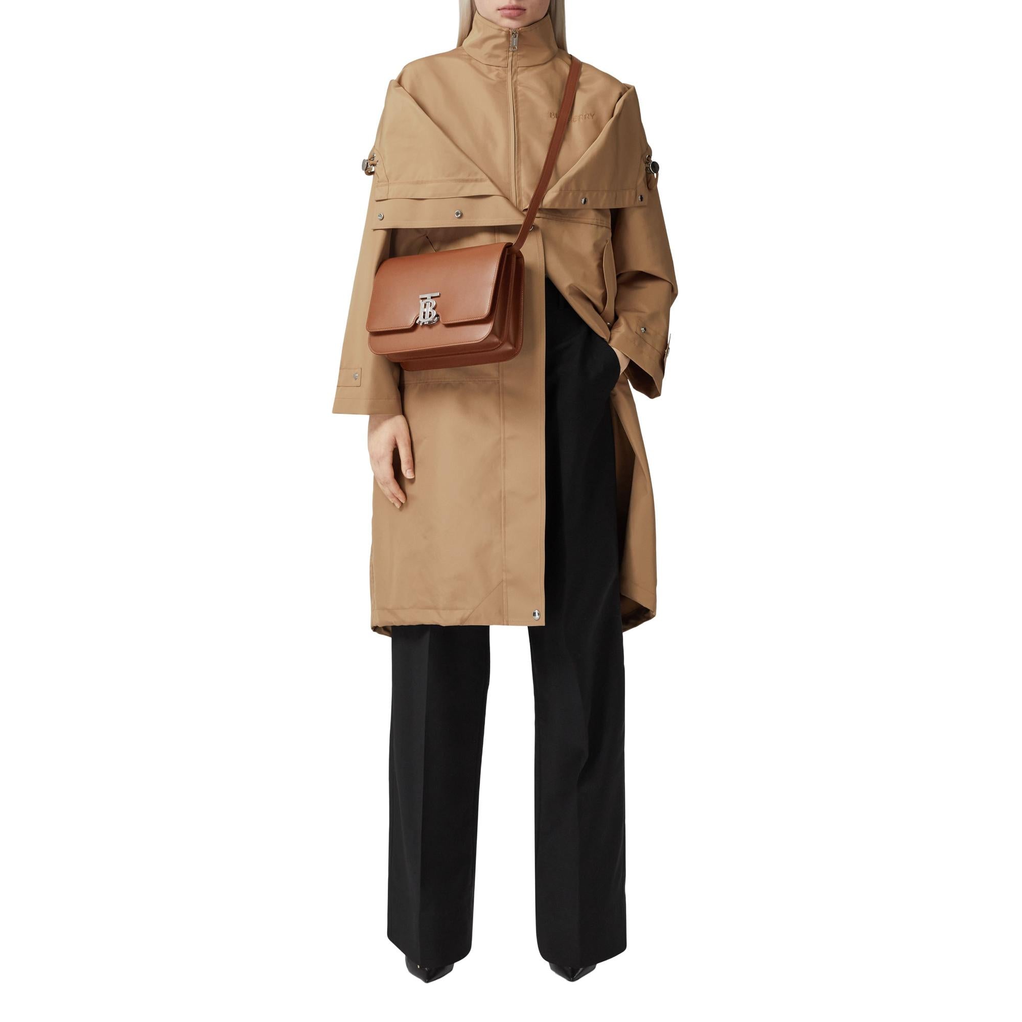 레더 미디엄 TB 백