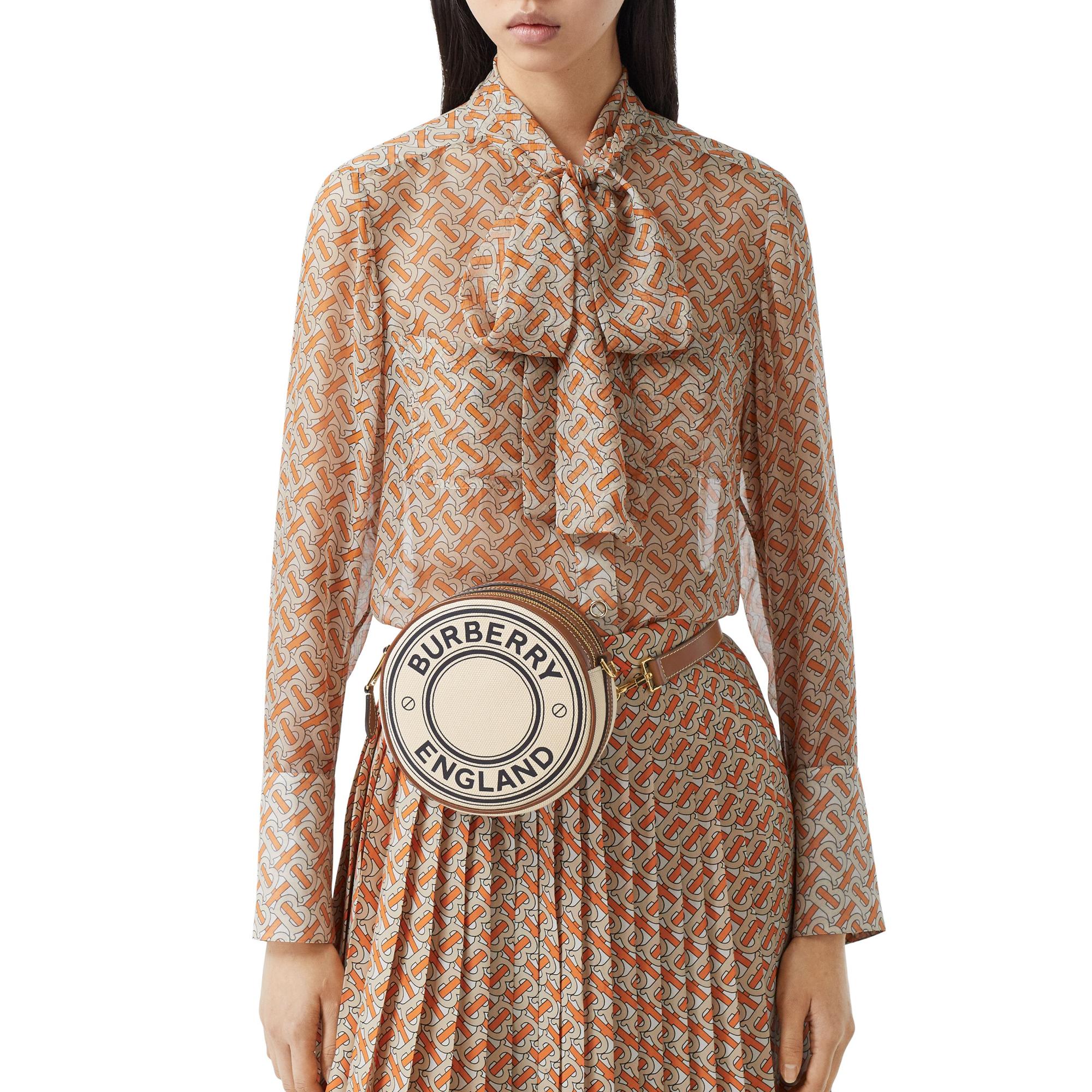 로고 그래픽 캔버스 레더 루이스 백