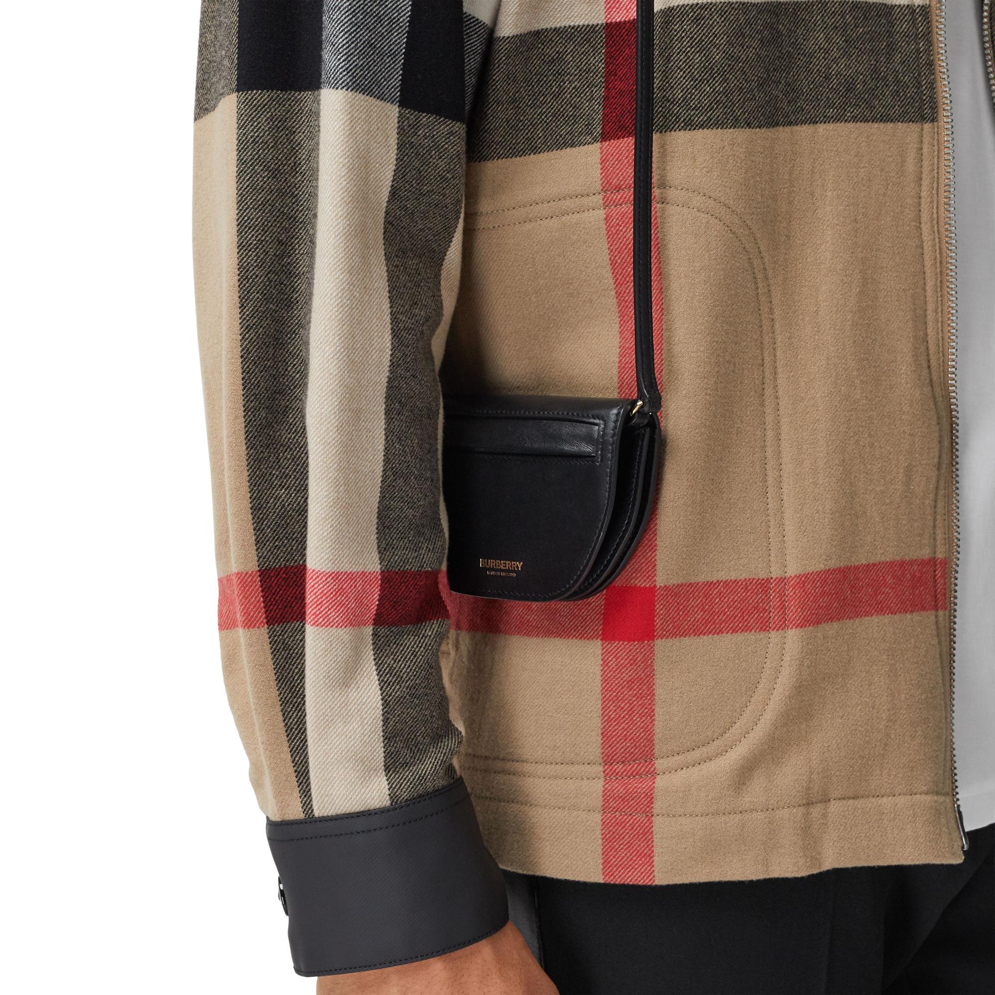 디태처블 스트랩 레더 올림피아 카드 케이스