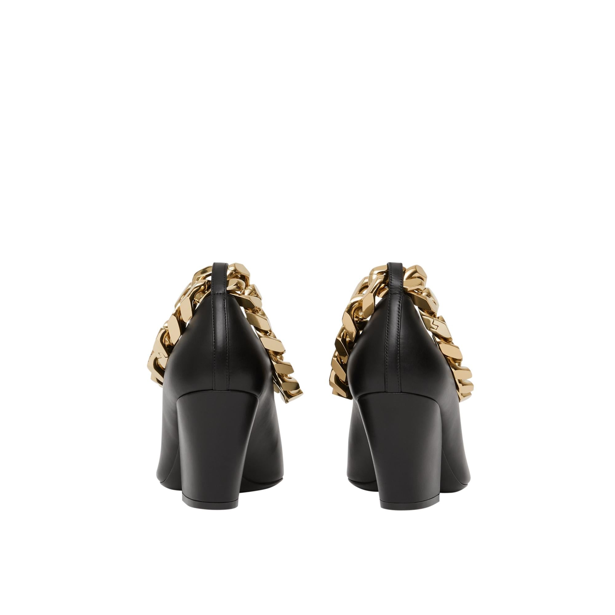 앵클 체인 펌프스