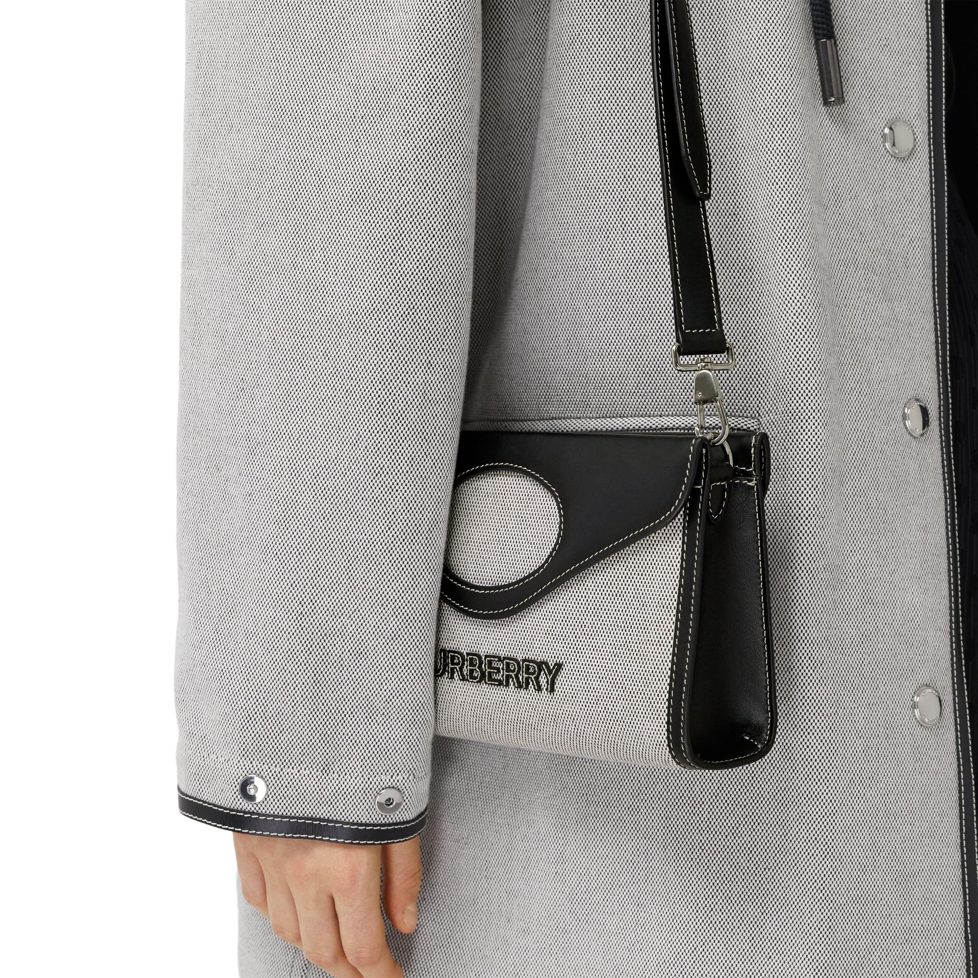 캔버스 레더 폴드오버 포켓 백