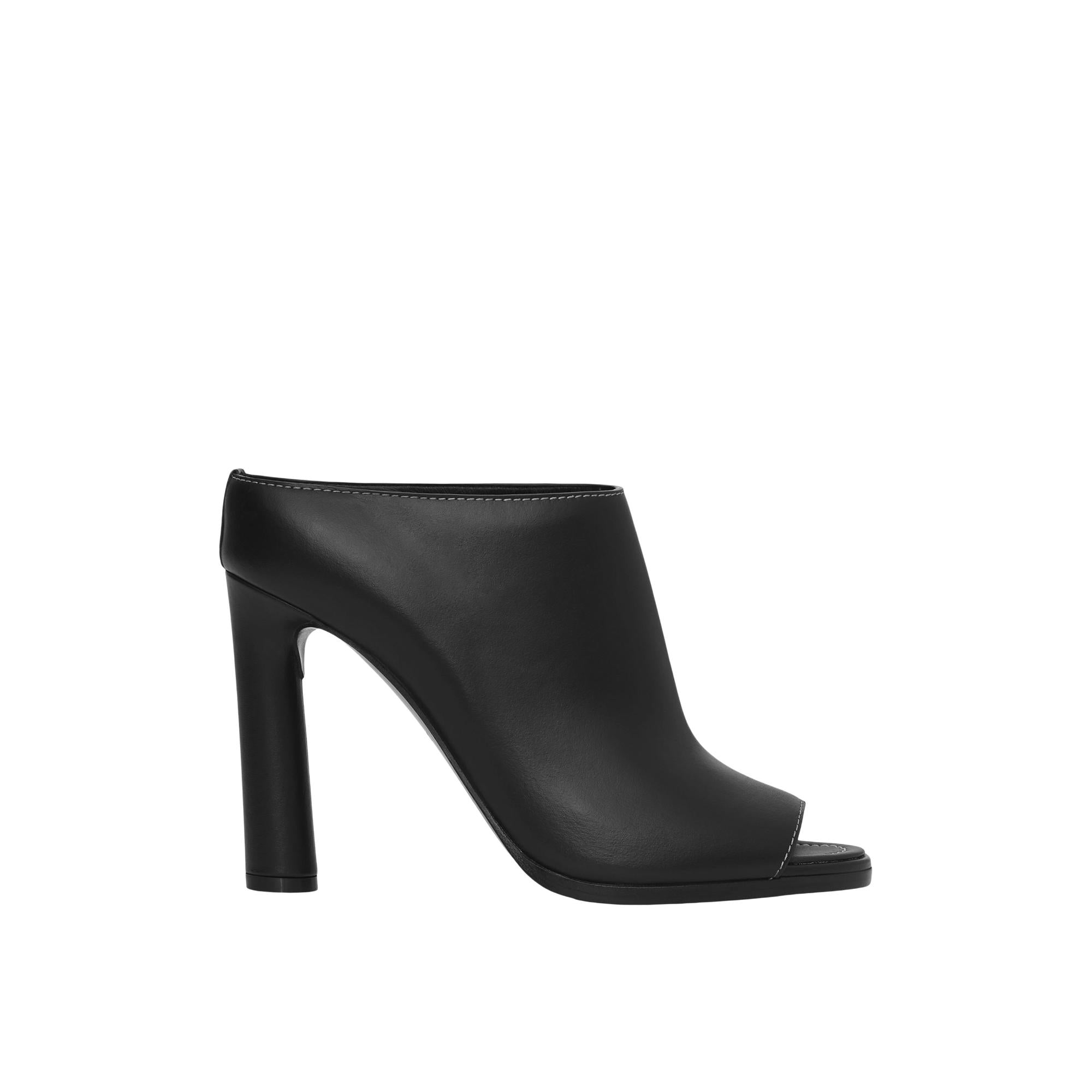 레더 오픈 토 뮬