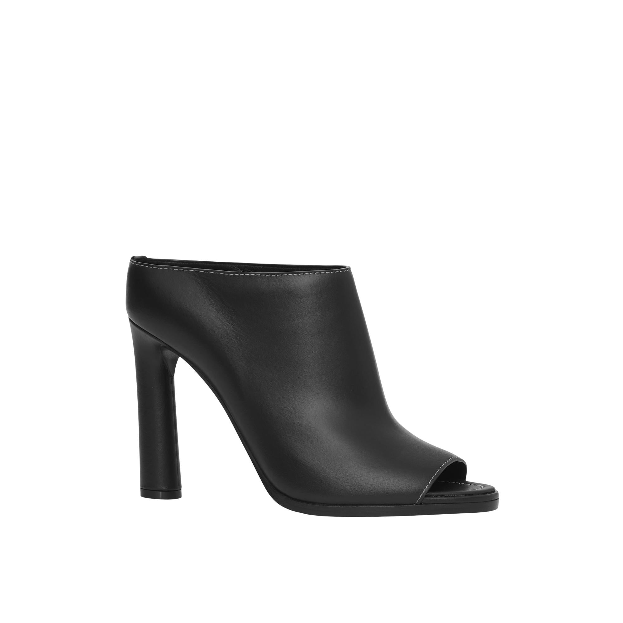 레더 오픈 토 뮬