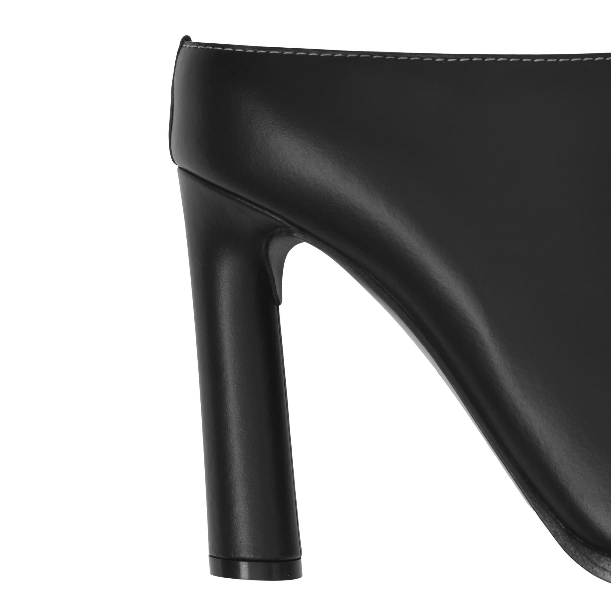 레더 오픈 토 뮬