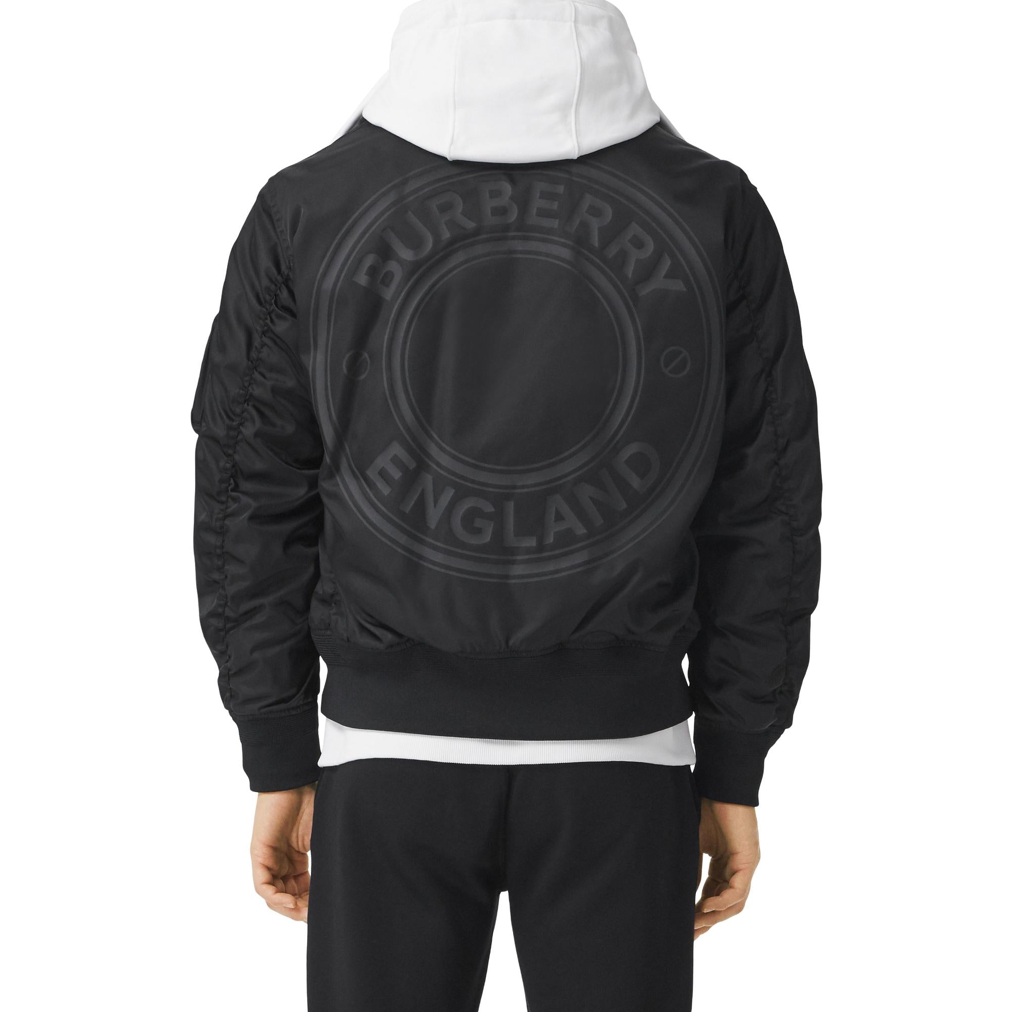 디태처블 시얼링 칼라 나일론 보머 재킷