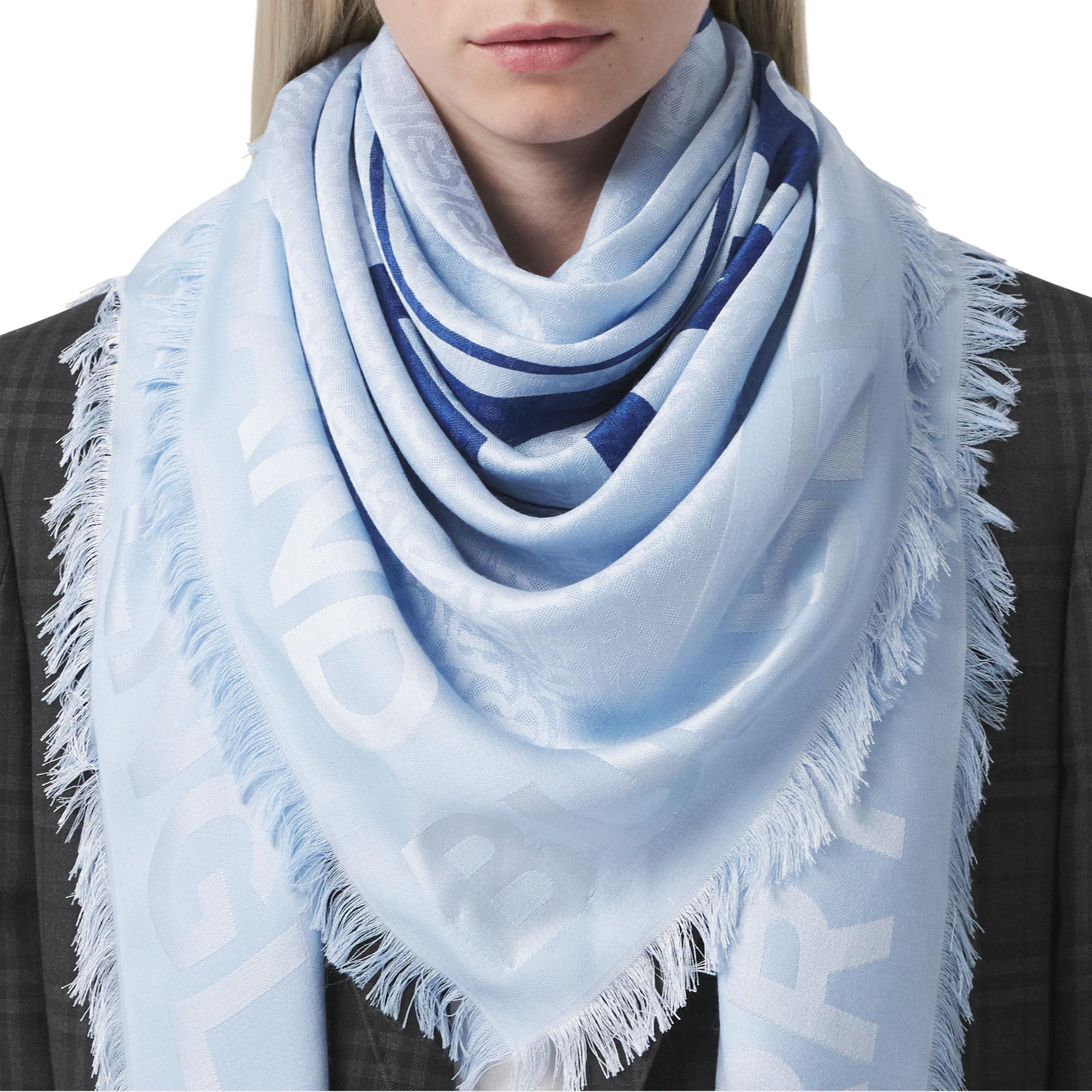 라지 로고 그래픽 실크 울 자카드 스퀘어 스카프