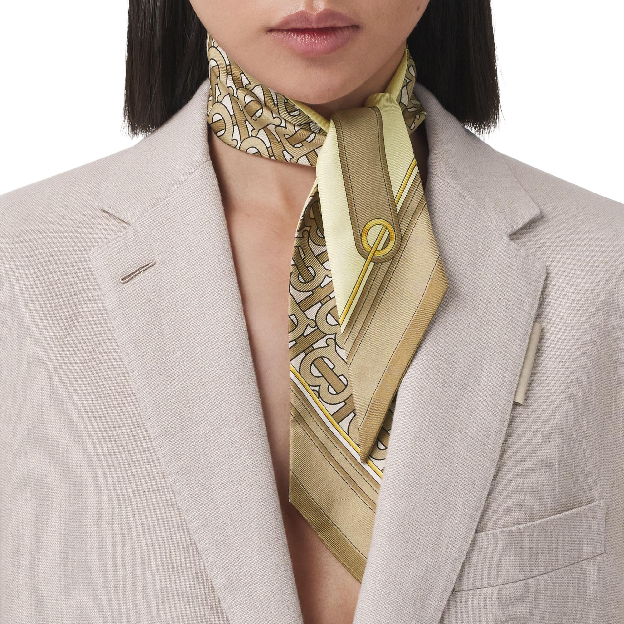 모노그램 로고 프린트 실크 스키니 스카프