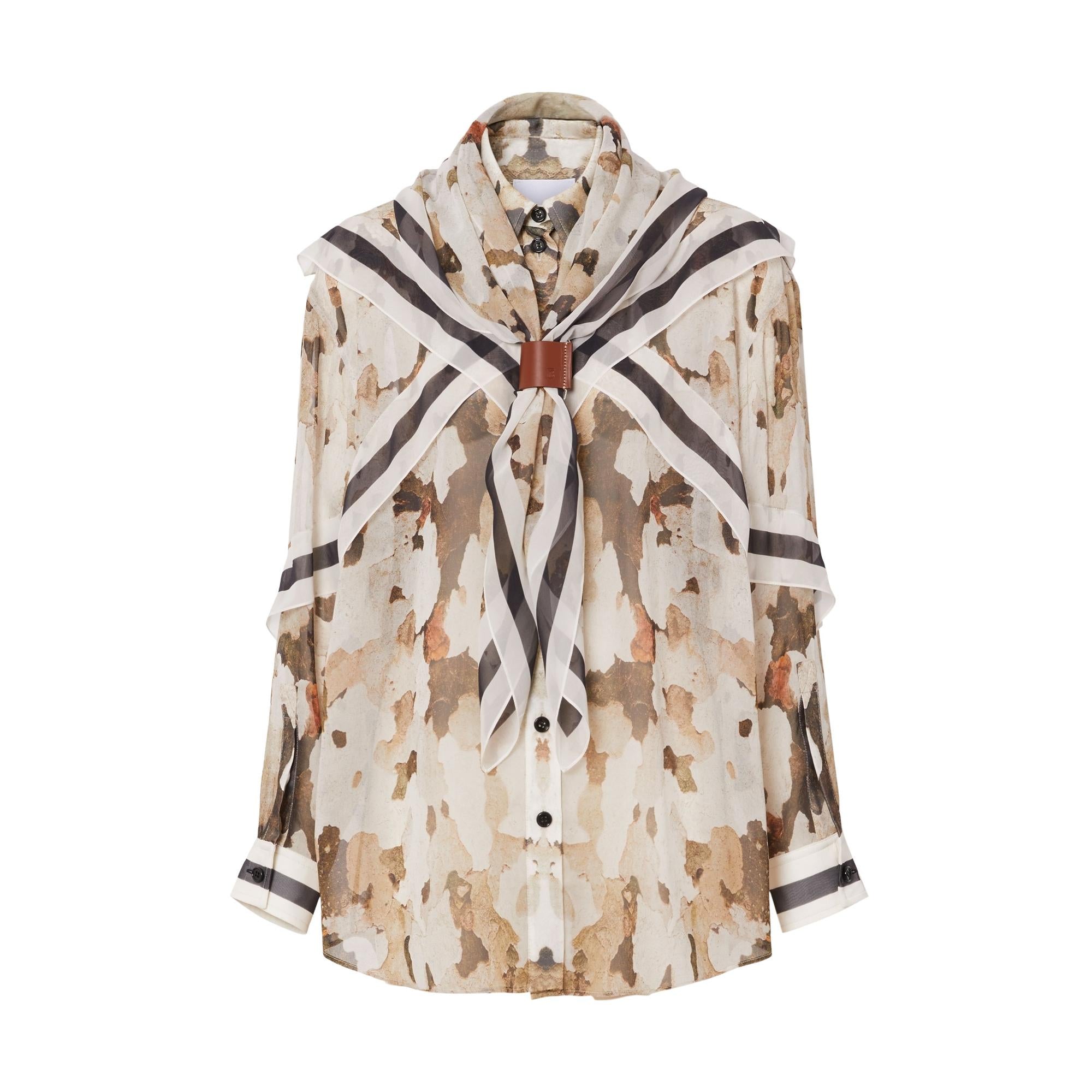 디태처블 스카프 카무플라주 프린트 실크 오버사이즈 셔츠