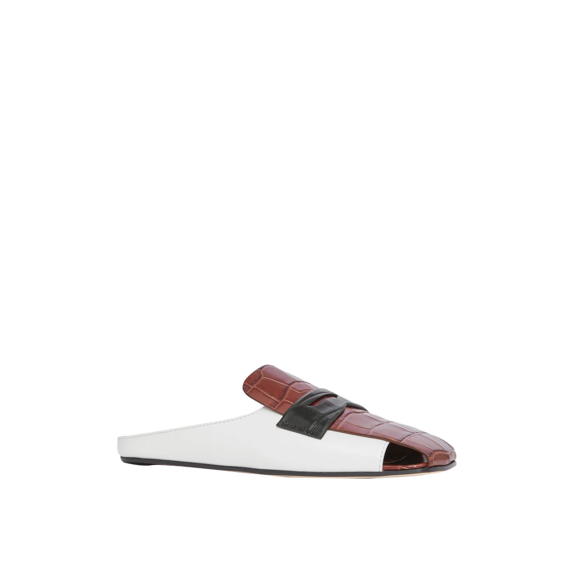 트라이톤 로퍼 디테일 레더 뮬