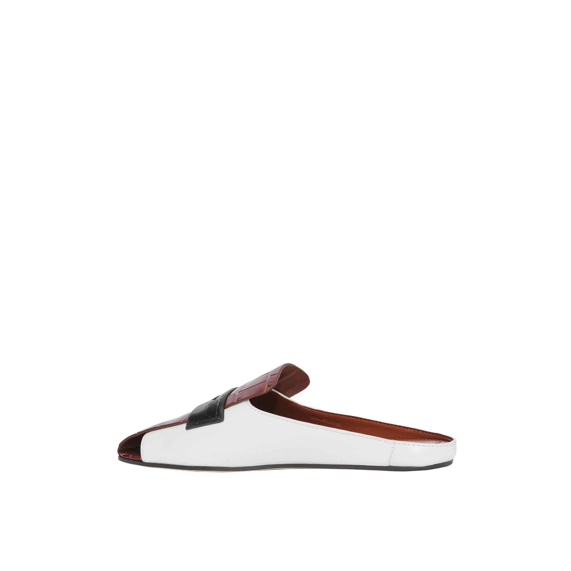 트라이톤 로퍼 디테일 레더 뮬