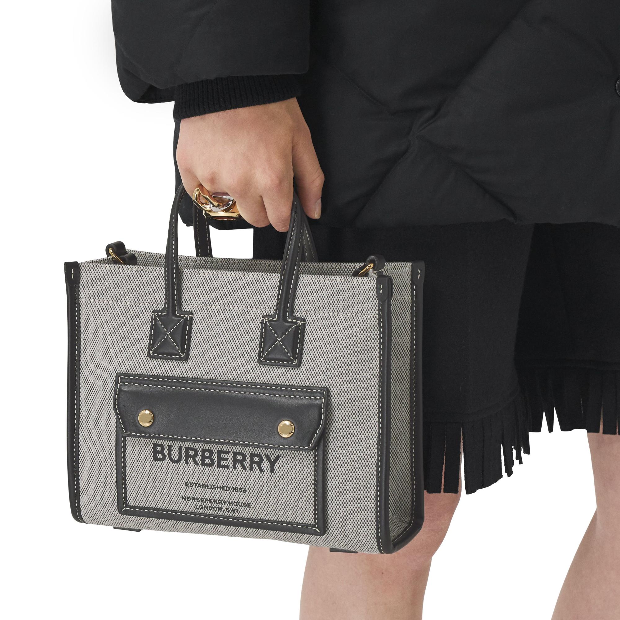 투톤 캔버스 레더 미니 프레야 토트