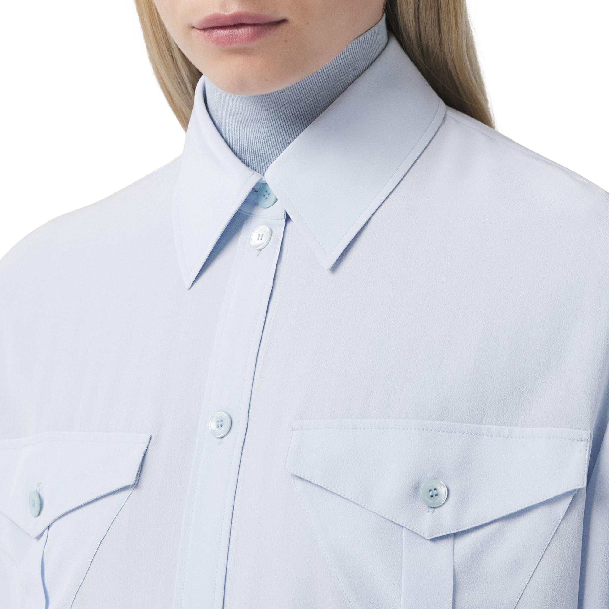 로고 디테일 실크 크레이프 드 신 오버사이즈 셔츠