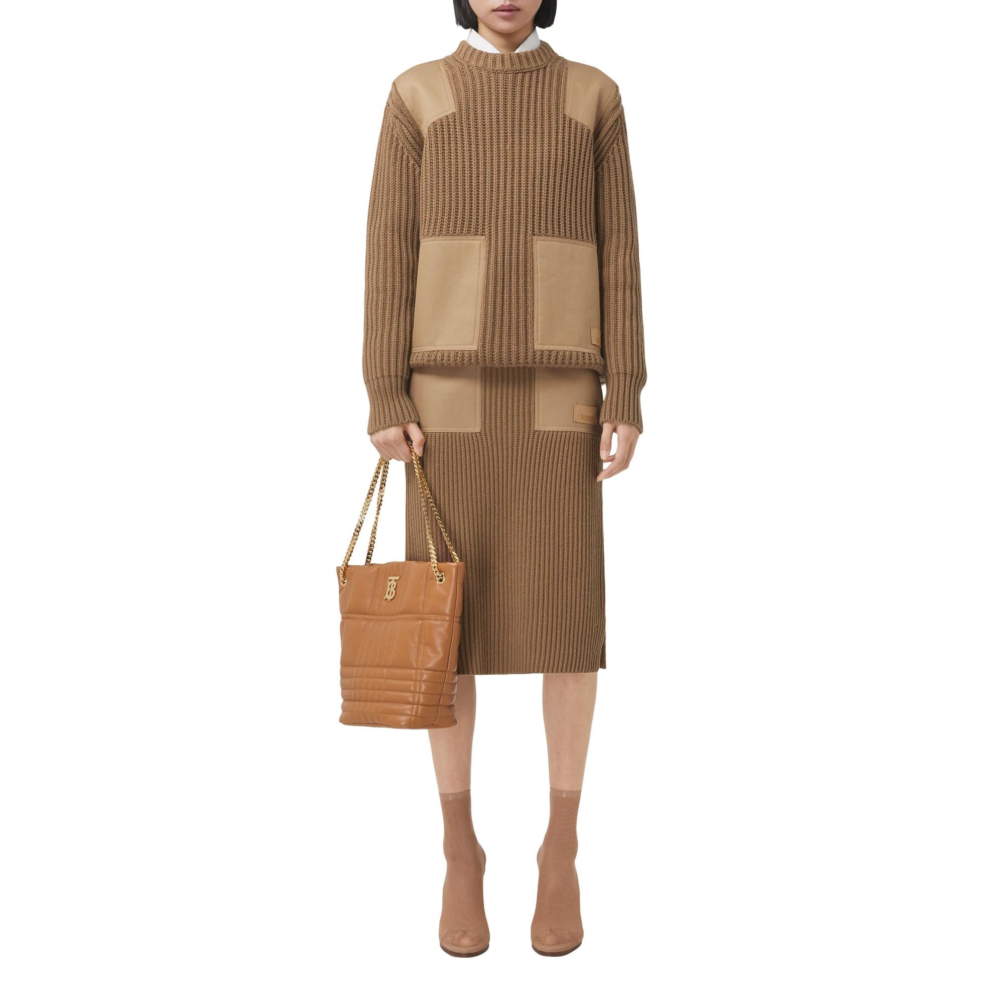 컨트라스트 패널 캐시미어 코튼 스웨터