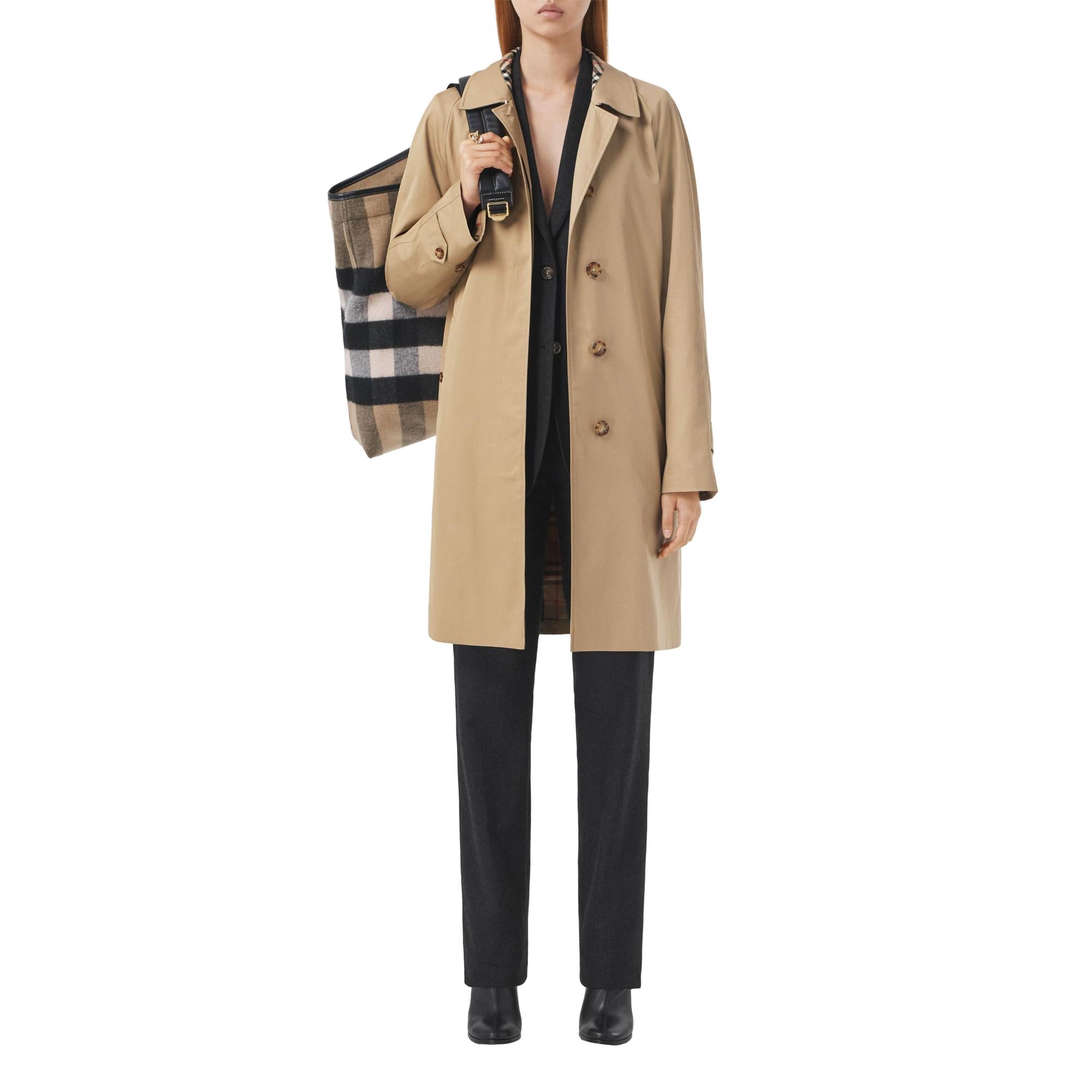 미드 렝스 라이트 캠던 카 코트