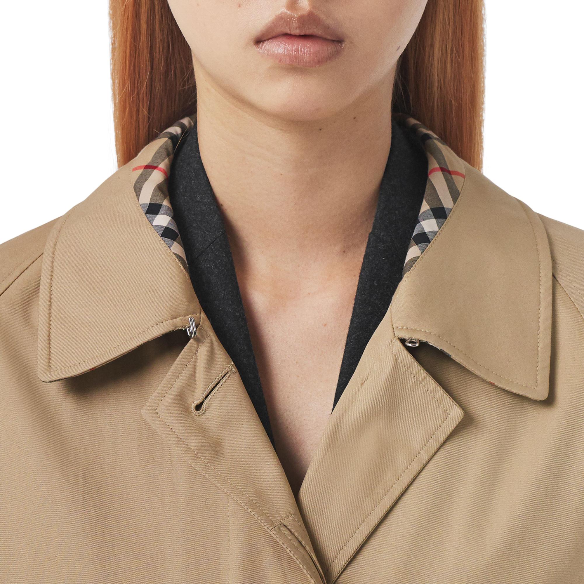 미드 렝스 라이트 캠던 카 코트