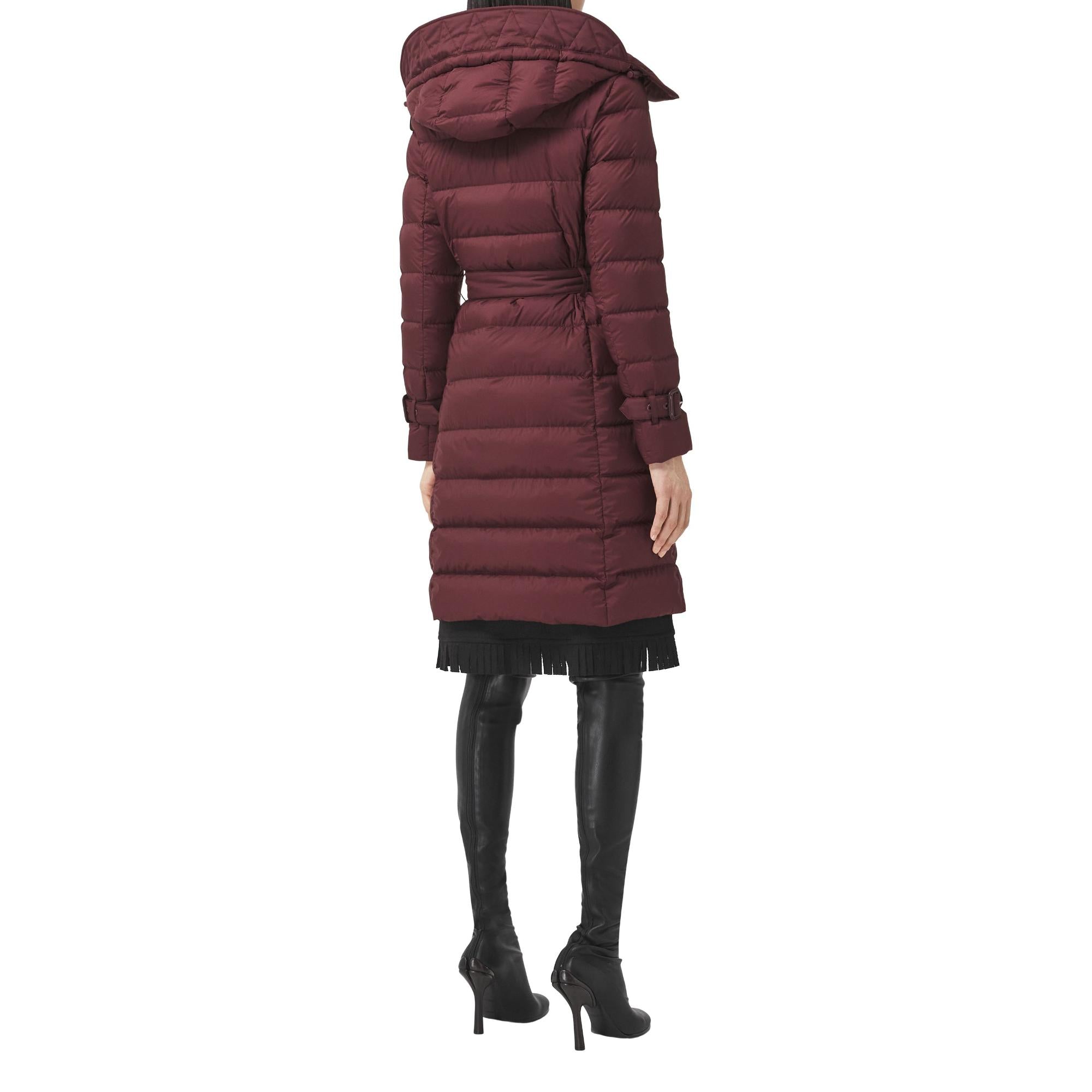 디태처블 후드 다운 코트