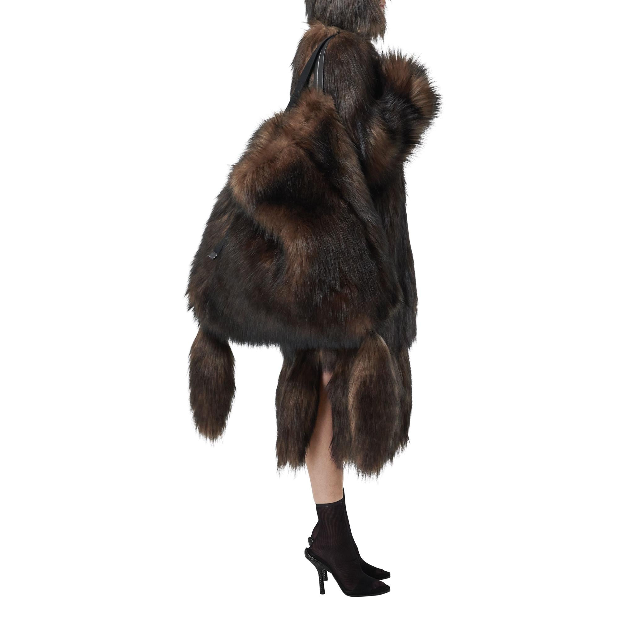 인조 퍼 라지 아스트라 백