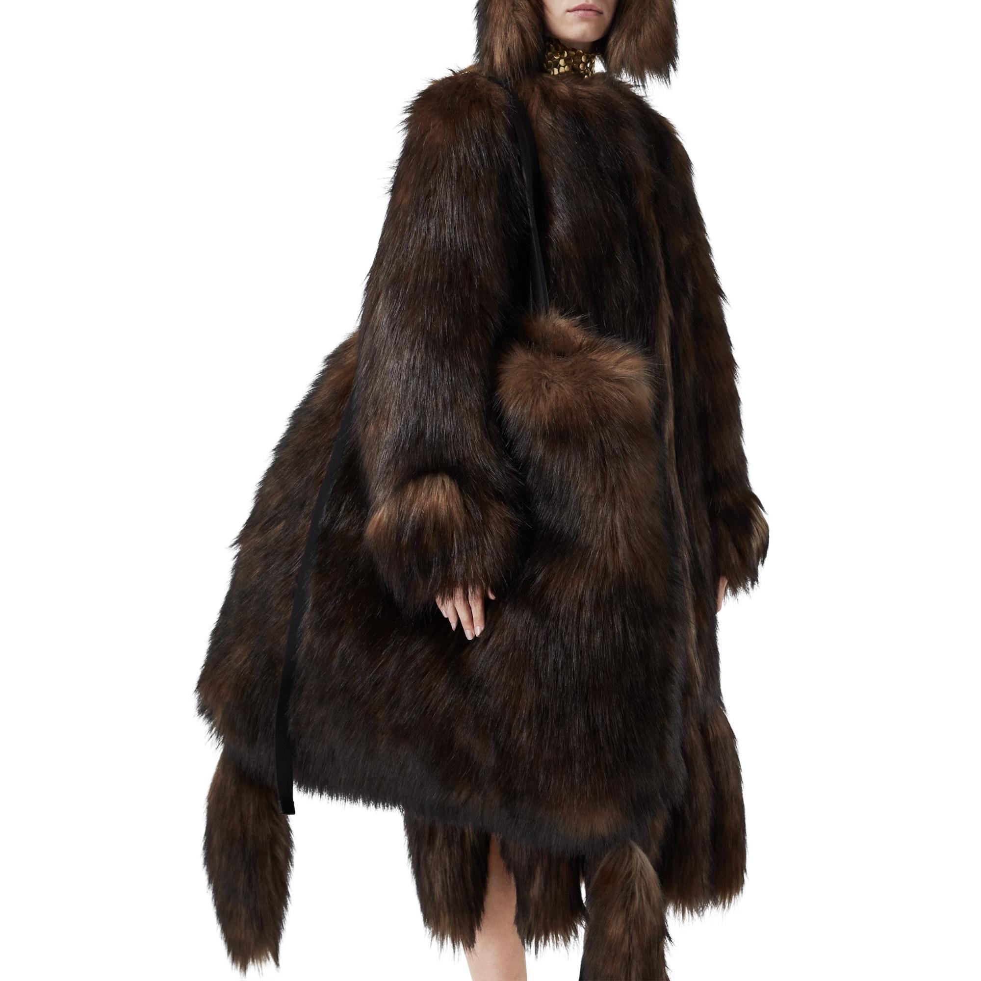 인조 퍼 라지 아스트라 백