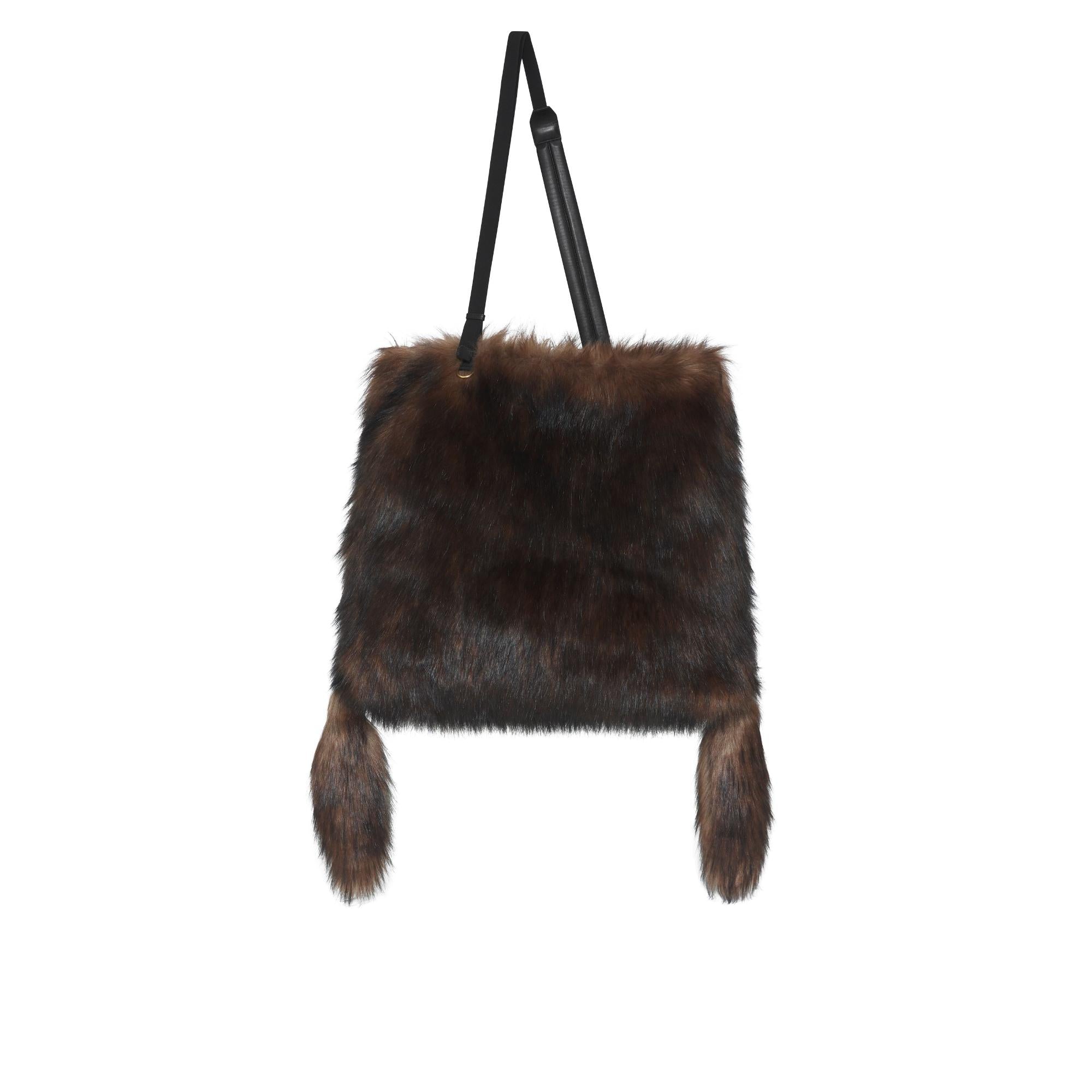 인조 퍼 라지 아스트라 백