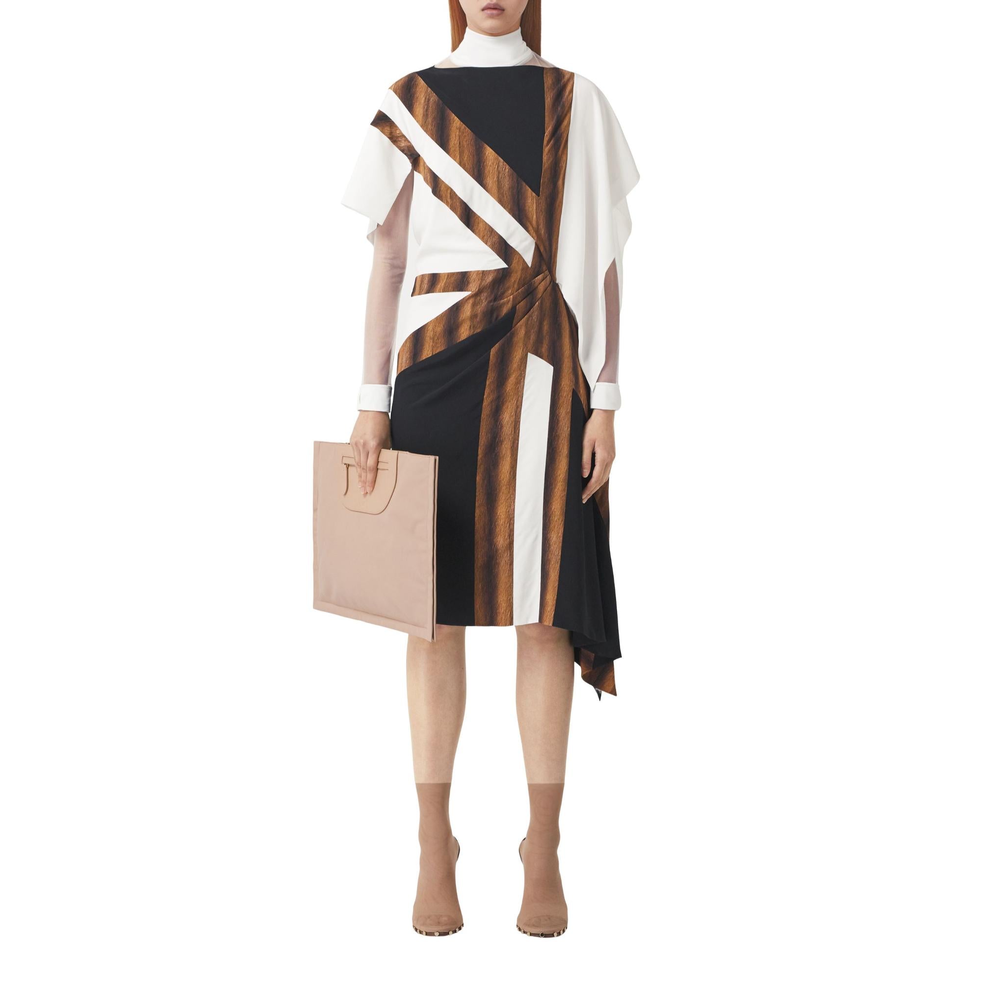 실크 크레이프 드 신 에이시메트릭 드레스