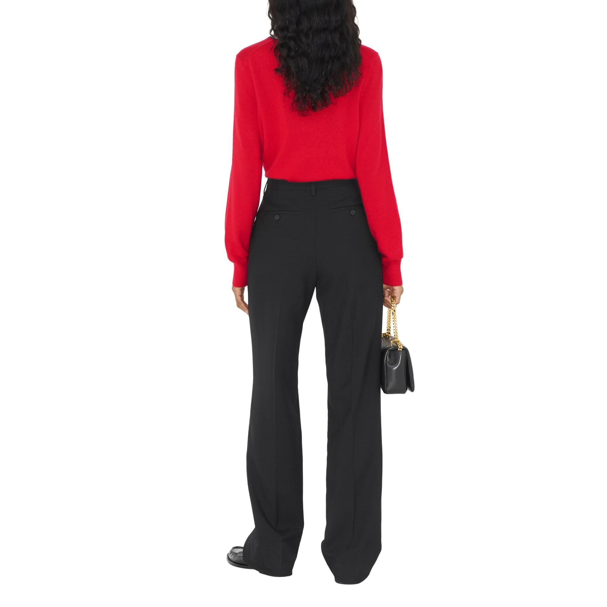 스트라이프 디테일 캐시미어 스웨터