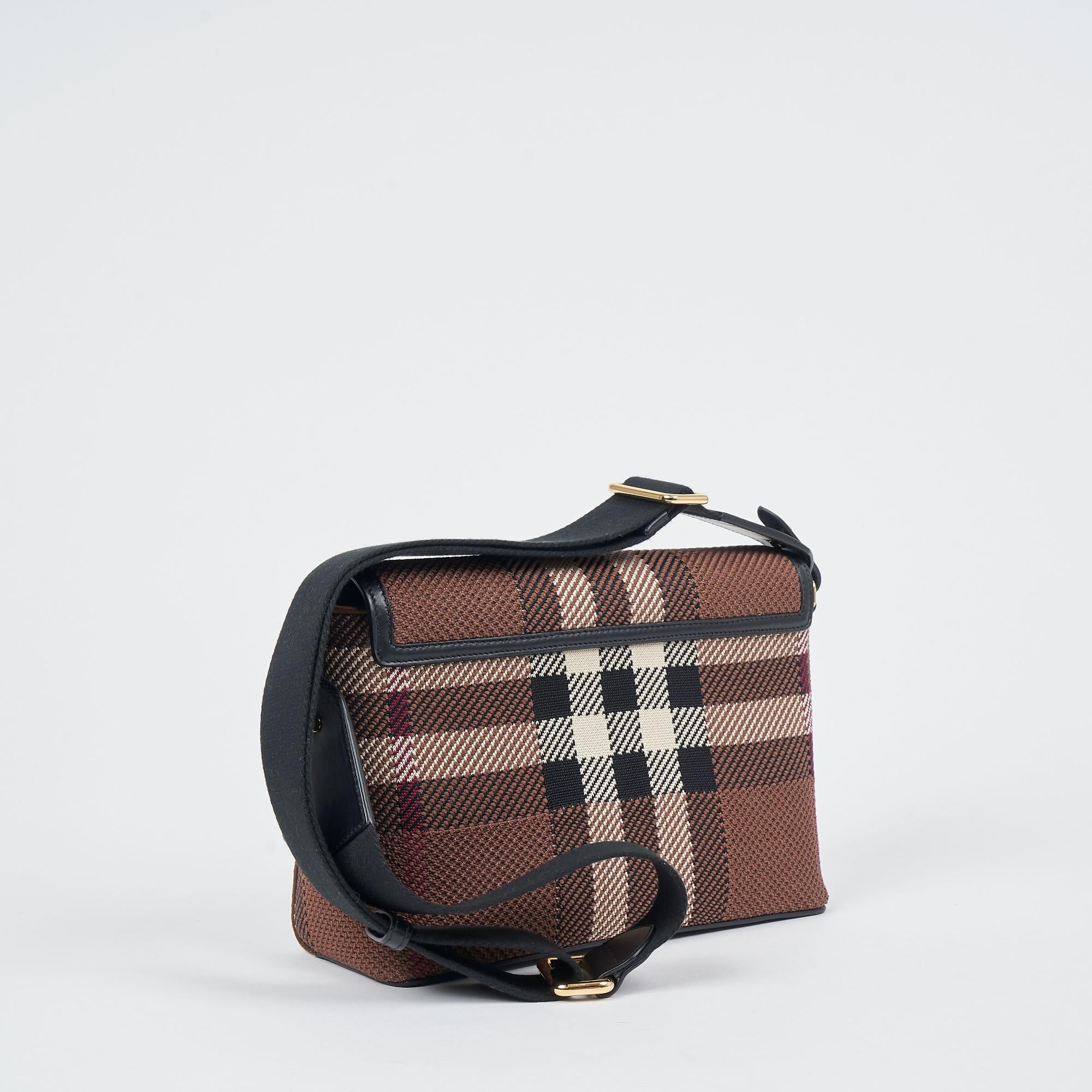 이그재저레이트 체크 레더 노트 백