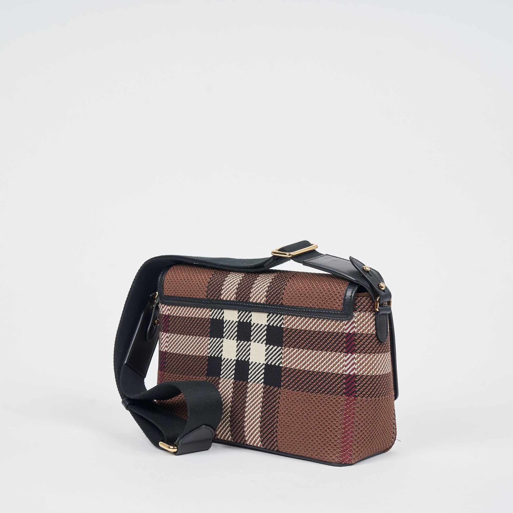 이그재저레이트 체크 레더 노트 백