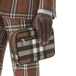 체크 레더 지퍼 파우치