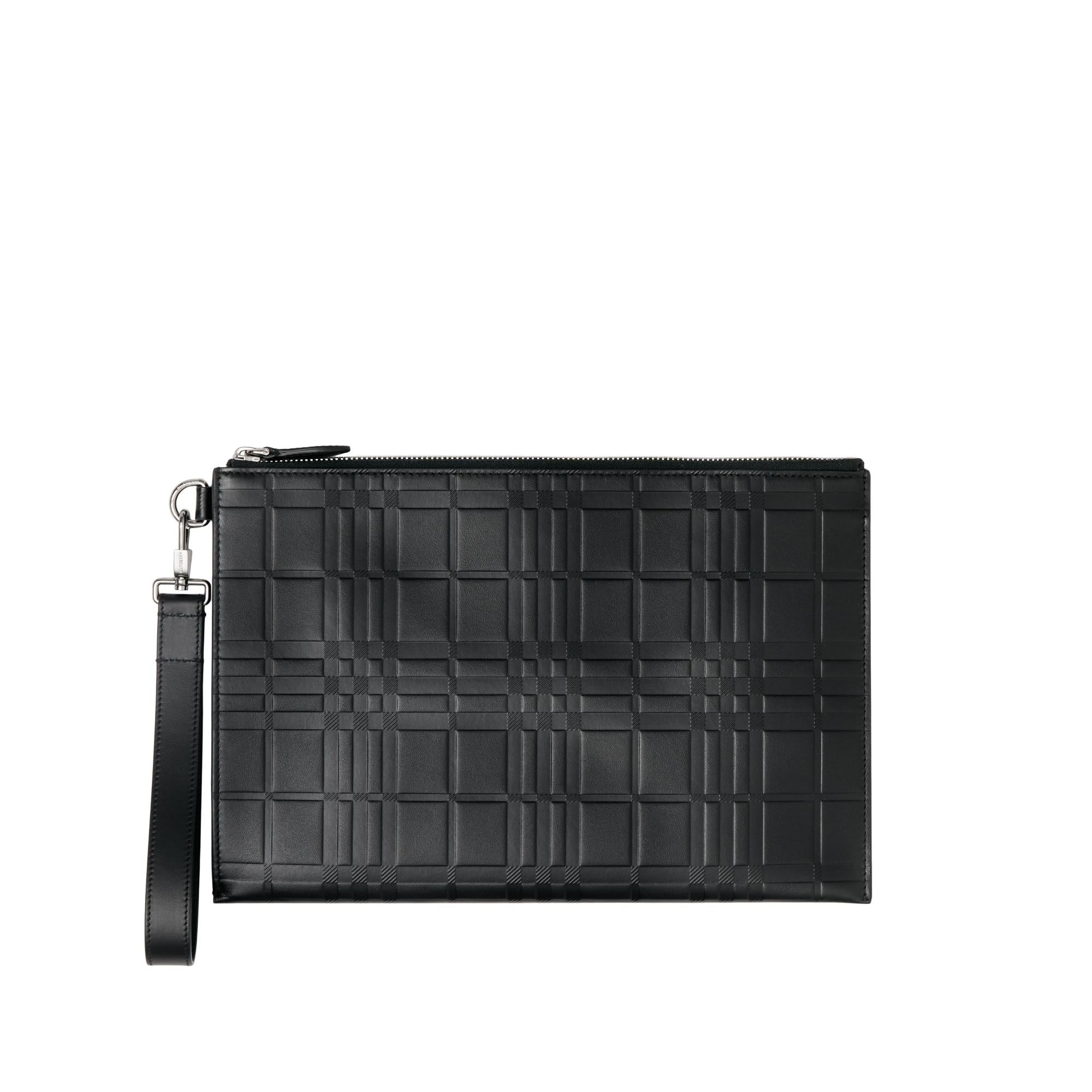 라지 엠보싱 체크 레더 지퍼 파우치