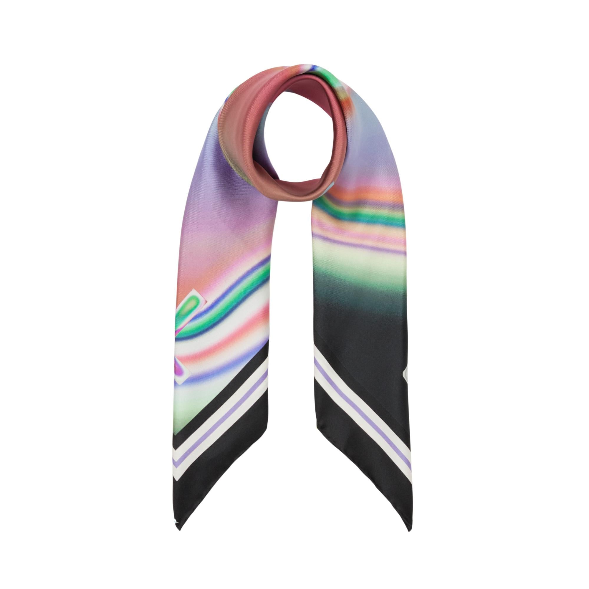 Love Is Eternal 프린트 실크 스퀘어 스카프