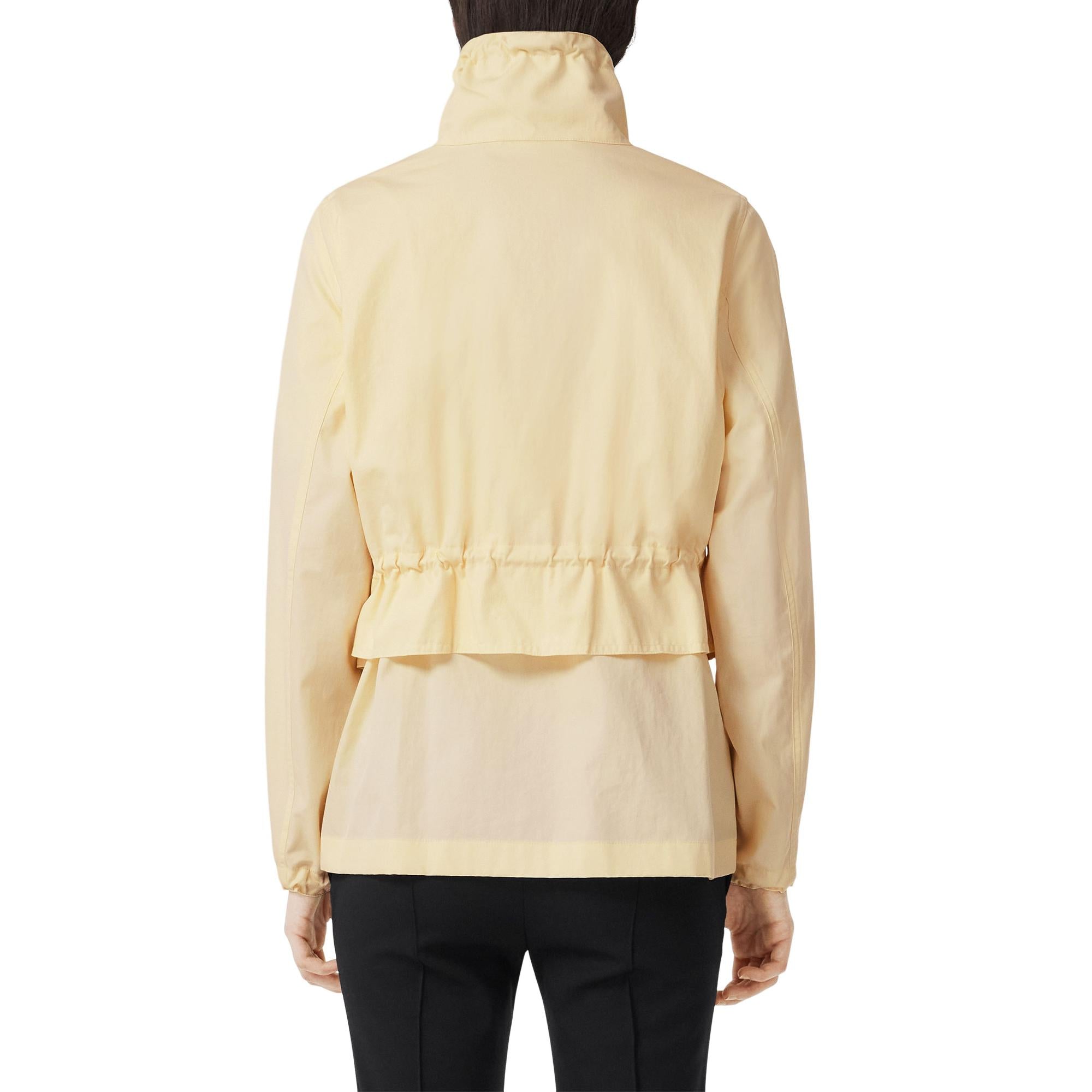 로고 디테일 트로피컬 개버딘 퍼넬넥 재킷