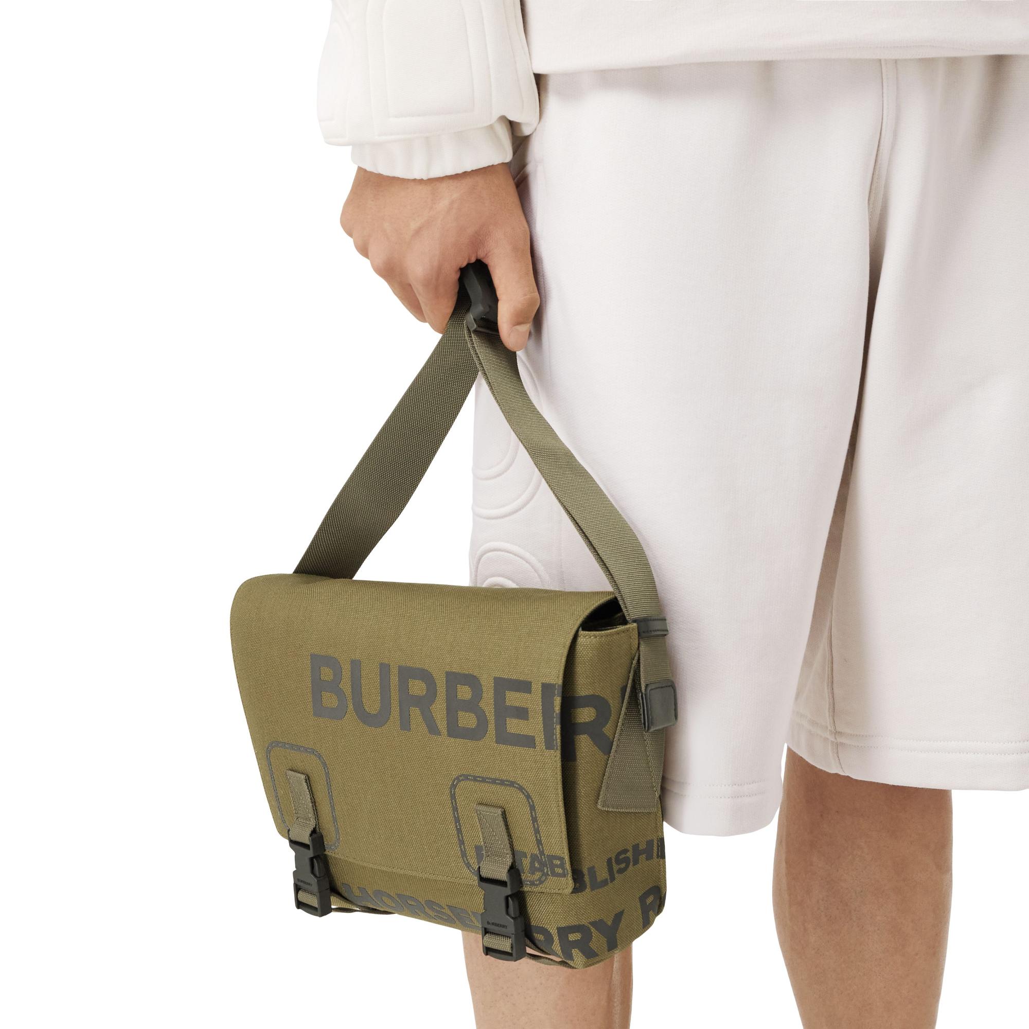 호스페리 프린트 나일론 스몰 메신저 백